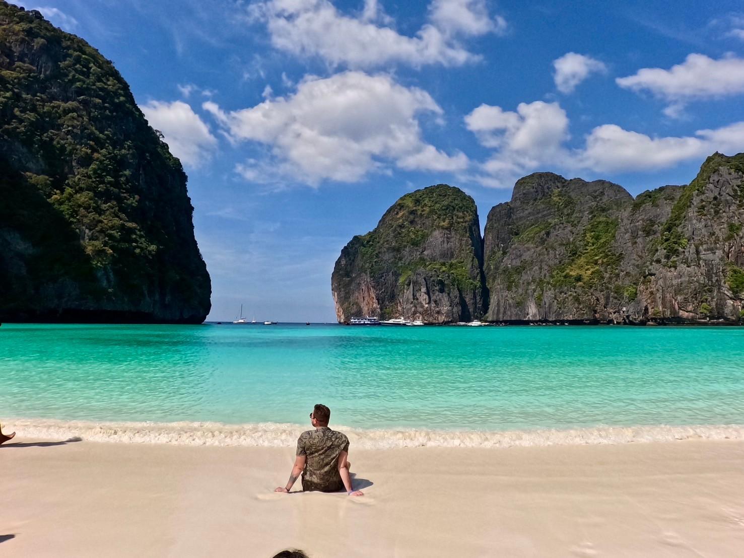 Krabi: Phi Phi Islands Sunset & Maya Bay Day Tour