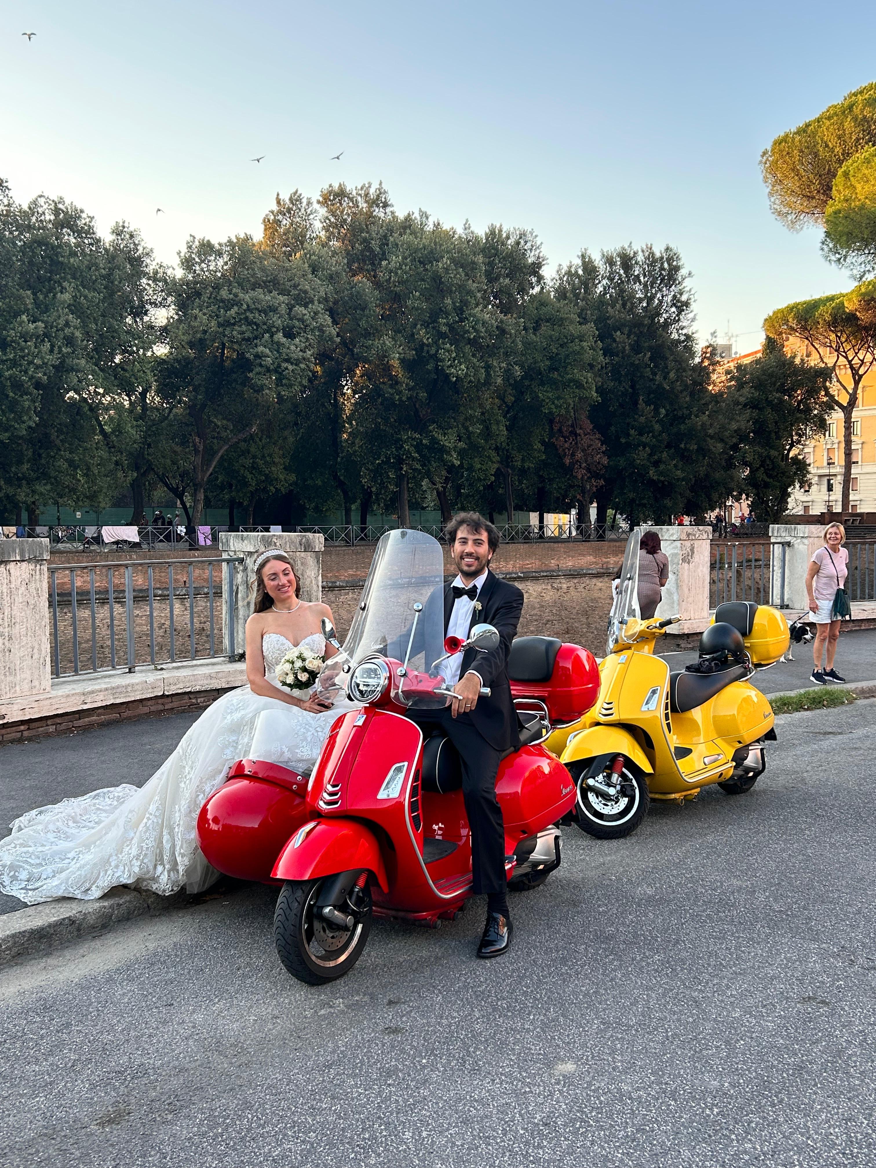 Rome vespa sidecar tour driver city highlights — image 13