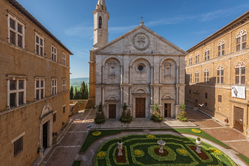 From Siena: Pienza and Montepulciano Small-Group Tour