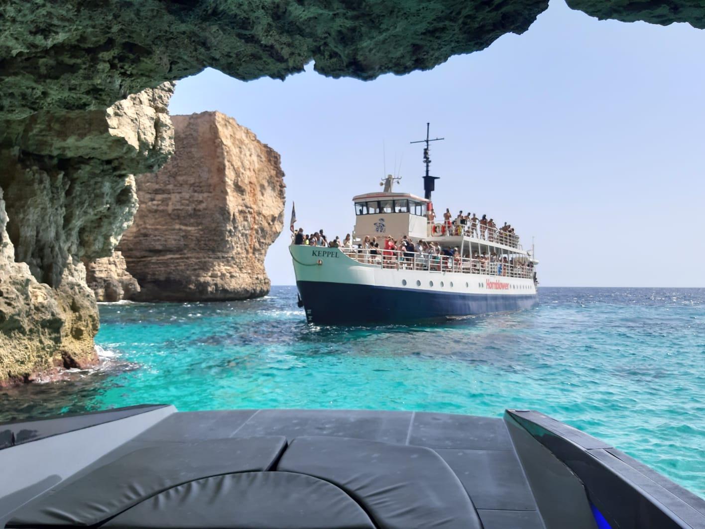Full-Day Comino Blue Lagoon, Gozo, and Sea Caves Boat Cruise