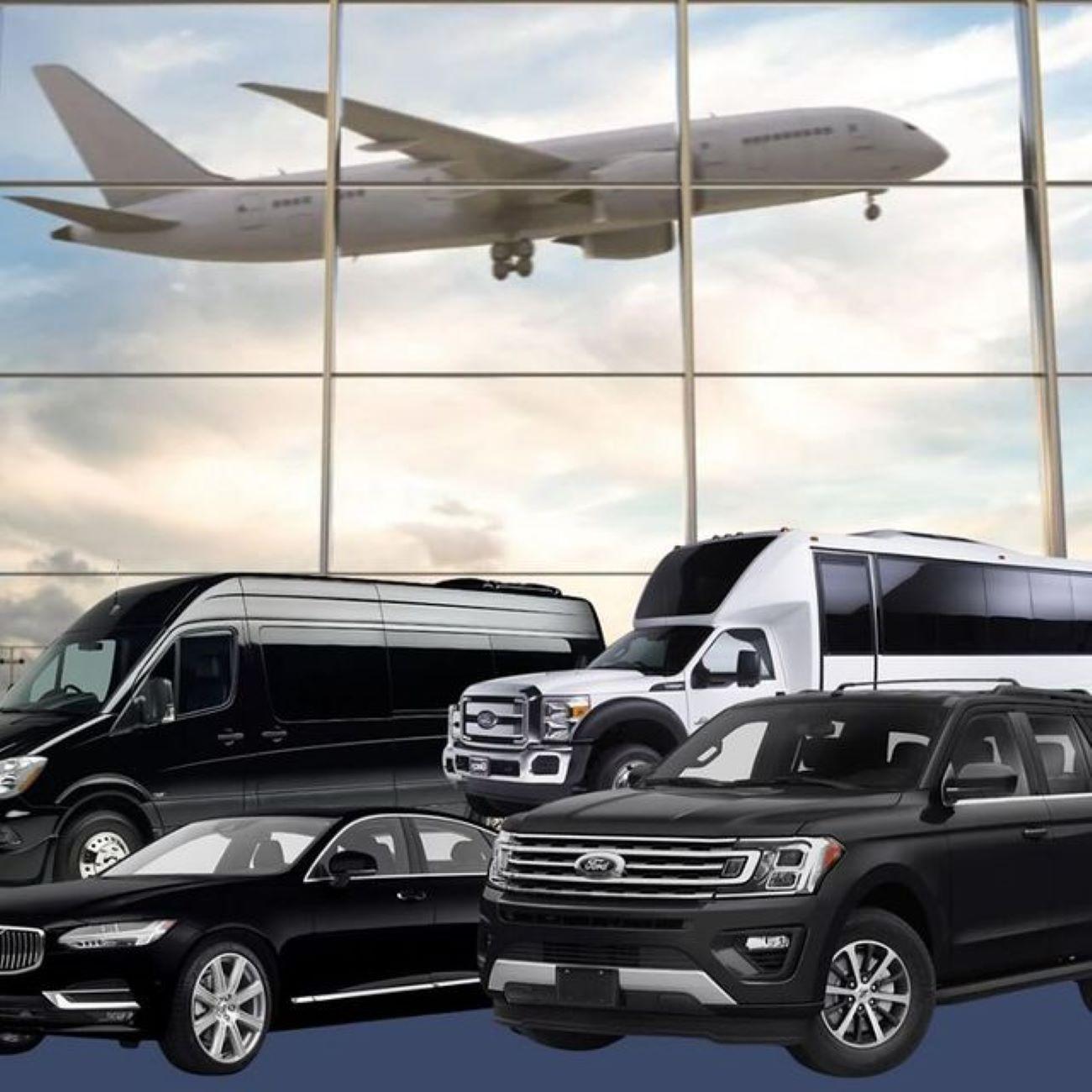 Private Airport Transfer from YYZ to Downtown Toronto