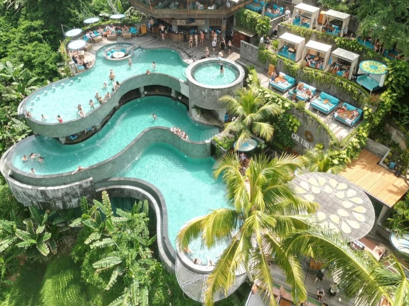 Ubud Cretya Pool, Waterfall & Beach Horseback Adventure