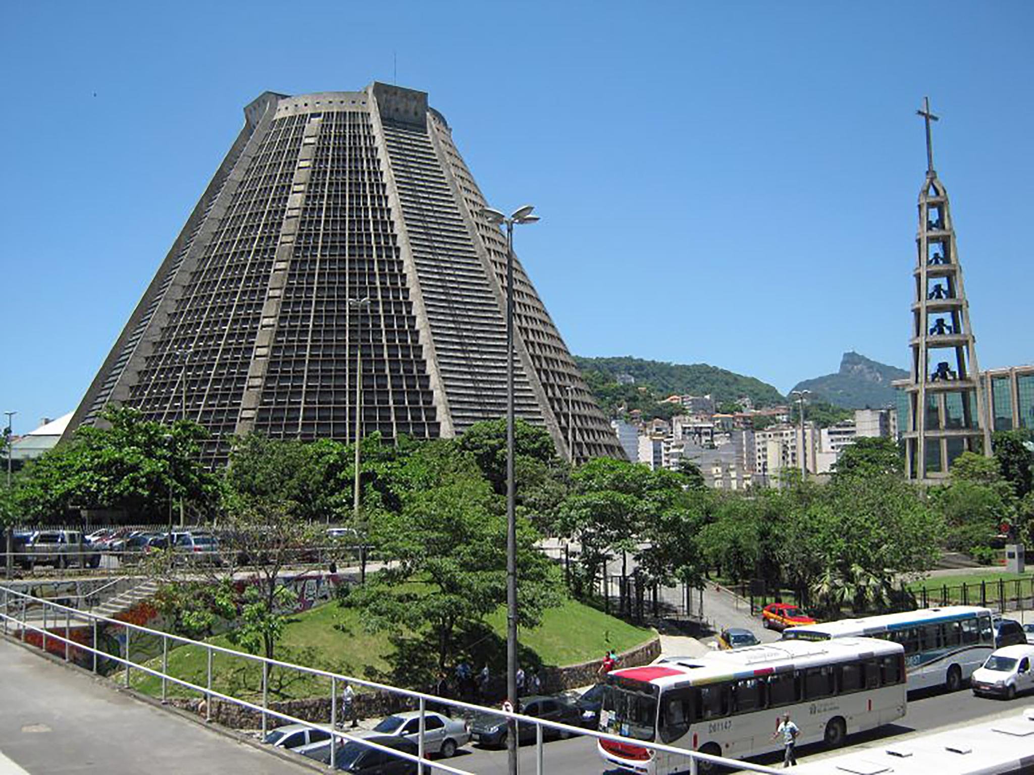 Three-Day Rio Highlights: Landmarks, Angra Islands & Rocinha Community