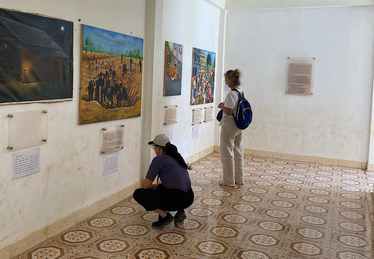 Siem Reap Grand Circuit & Killing Fields Tuk-Tuk Tour