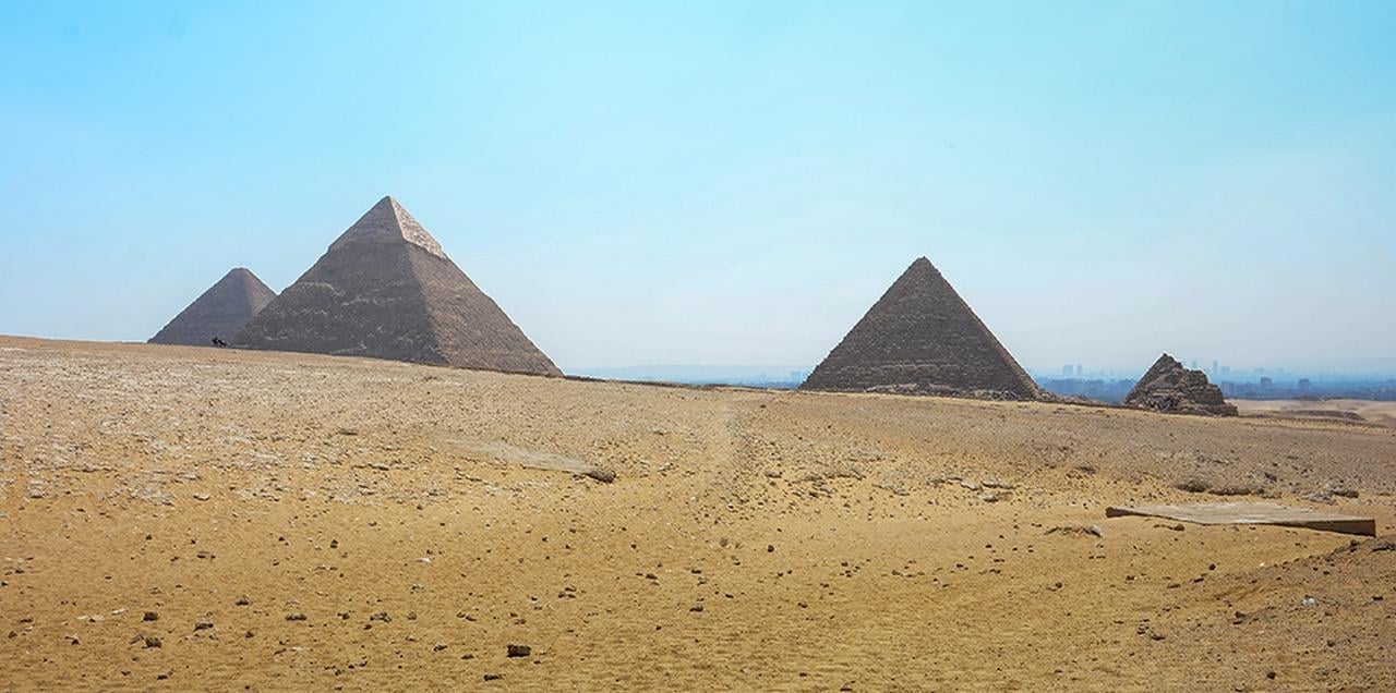 Cairo Day Trip from Sharm El Sheikh: Pyramids, Sphinx & Egyptian Museum