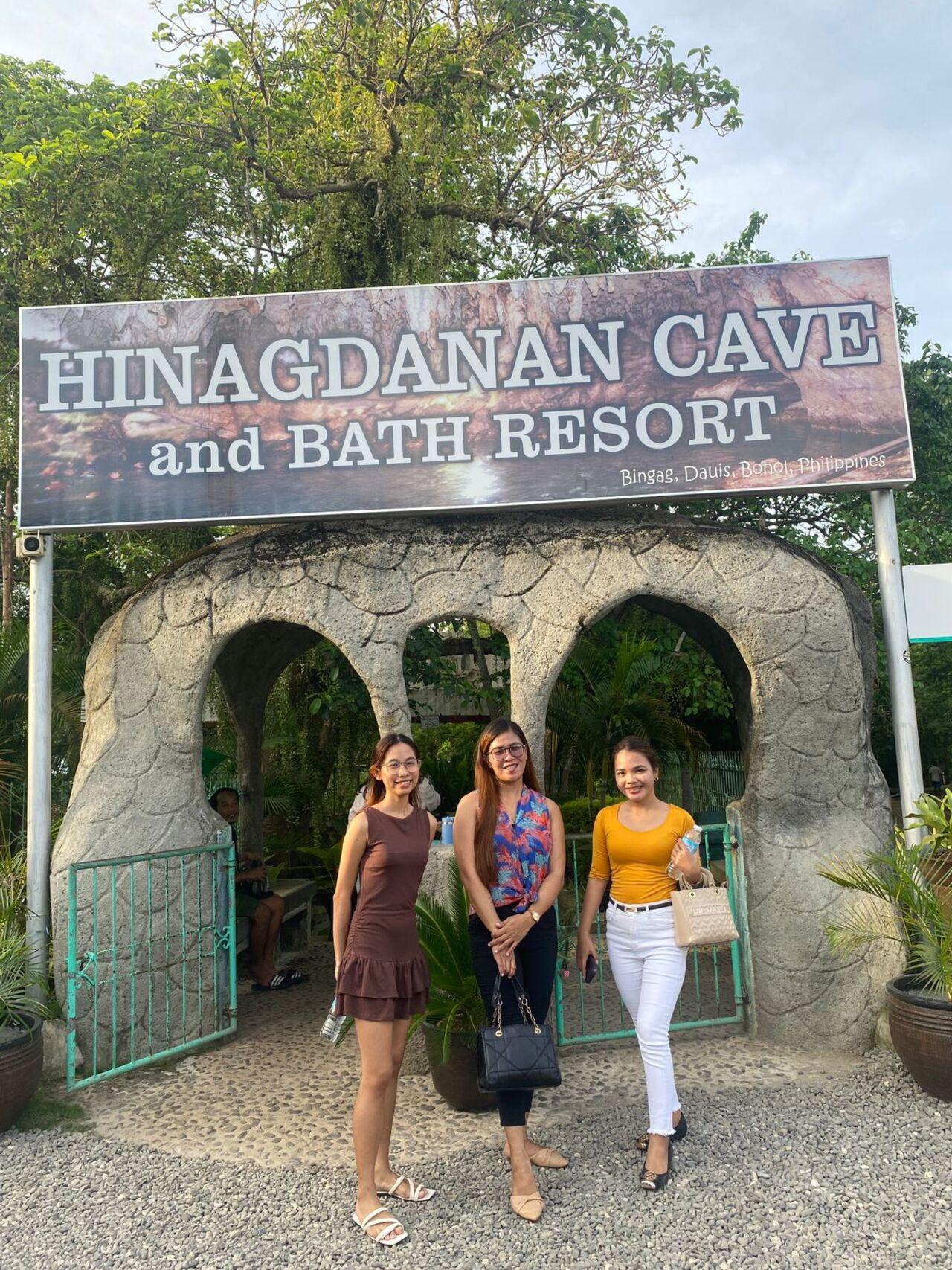 Panglao Jeep Adventure: Hinagdanan Cave & Napaling Sardine Reef