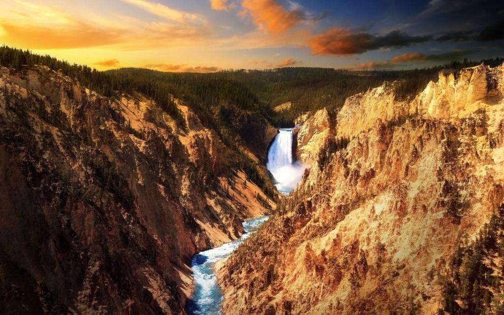 2-Day Grand Teton & Yellowstone Wildlife Tour from Jackson