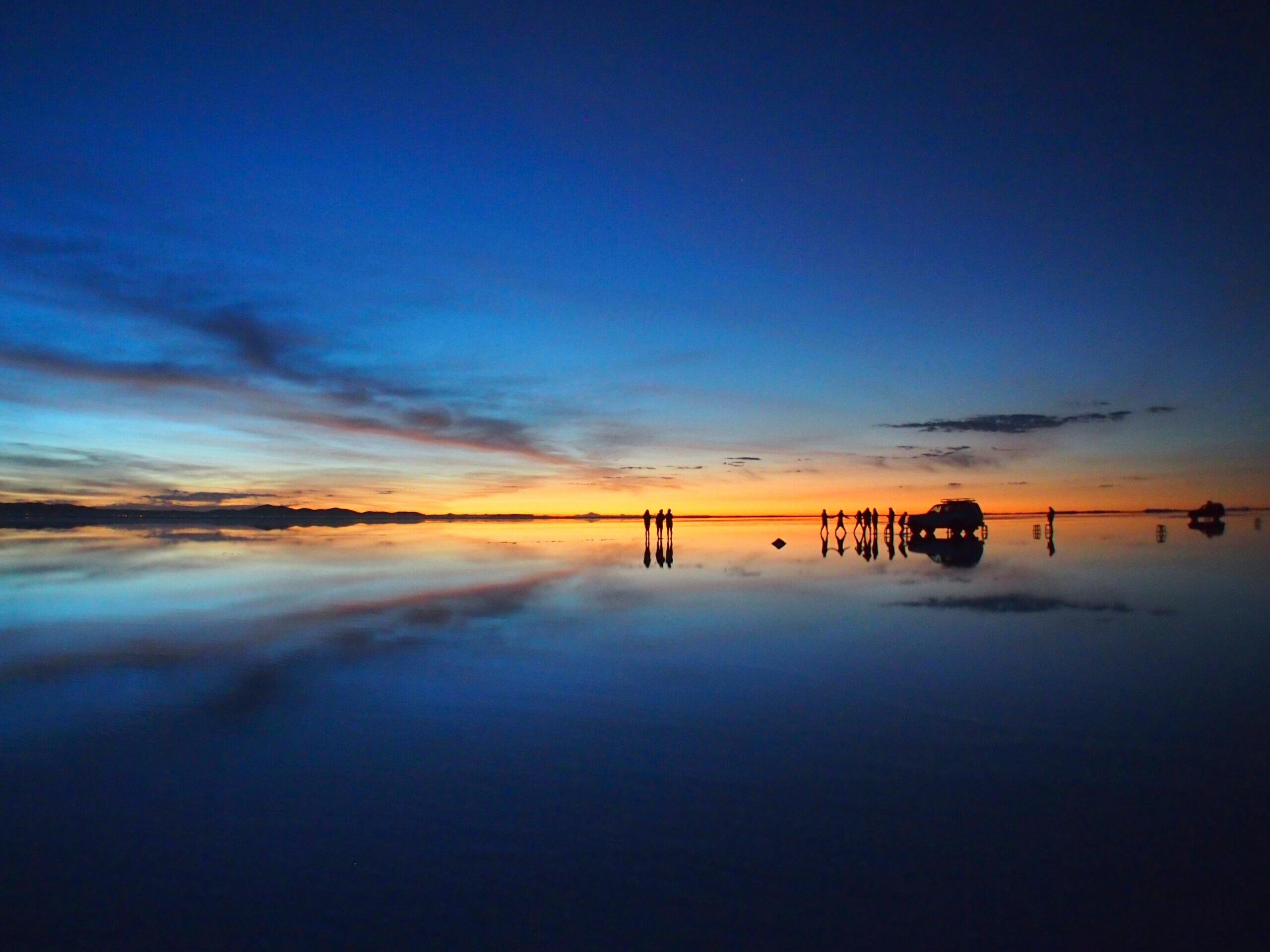 Uyuni Sunset & Starlight Photography Expedition