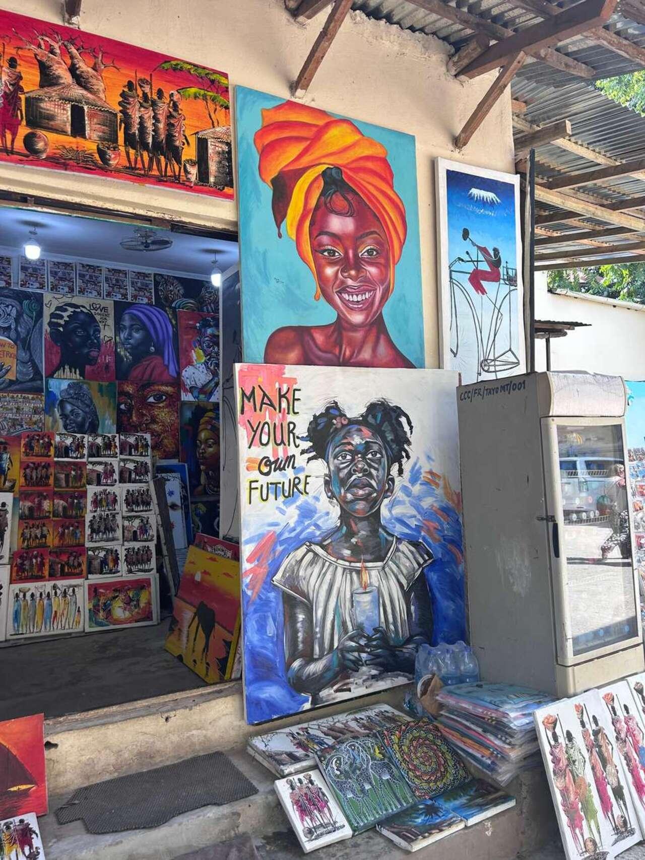 Zanzibar Full-Day Discovery: Stone Town, Butterfly Center & Kuza Cave