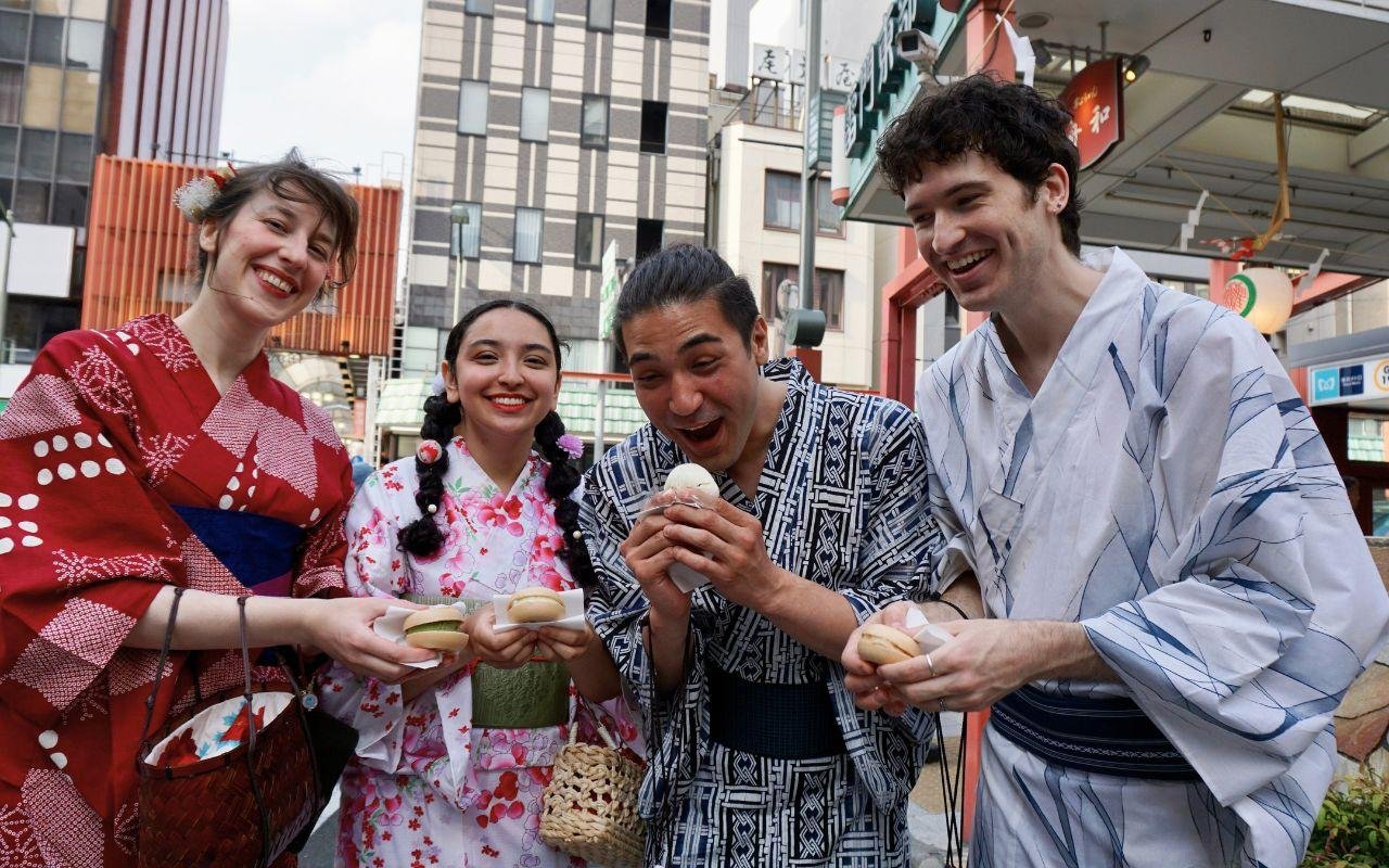 Asakusa Kimono Rental – Full-Day Traditional Dress Experience