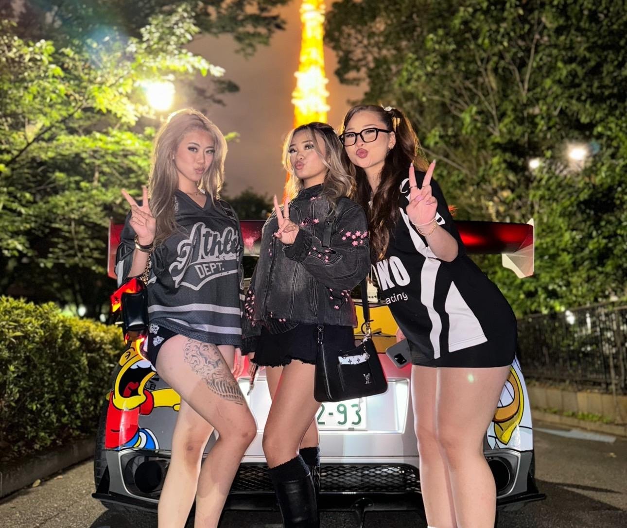 Tokyo: Modified GTR35widebody DaikokuPrivateTour fit3person