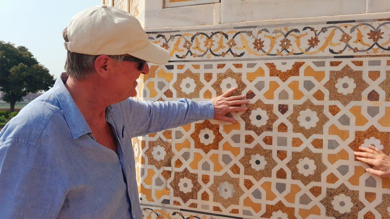 Delhi to Taj Mahal Sunrise & Agra Fort Private Day Tour