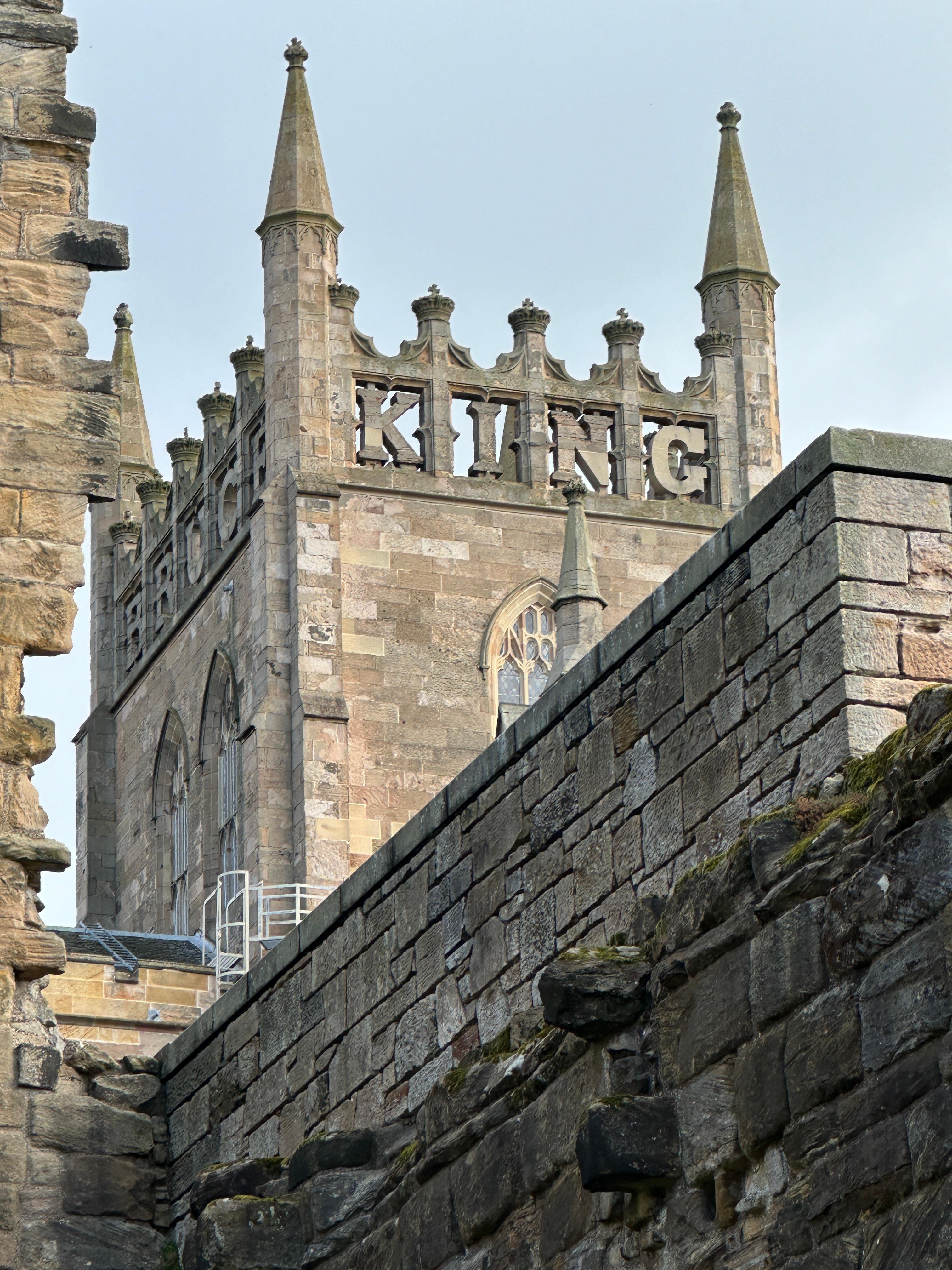 Historical Scotland: Dunfermline, Stirling & Rosslyn Chapel