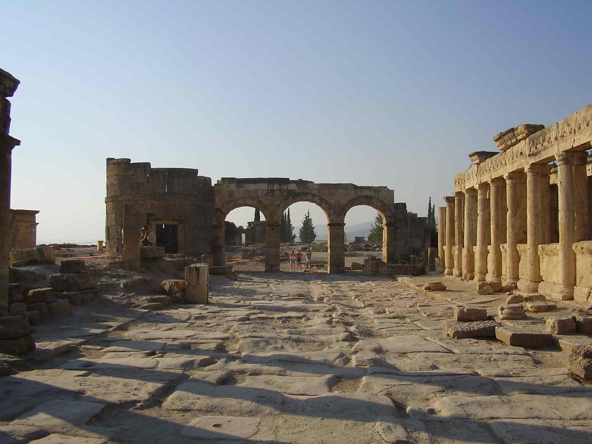Pamukkale & Hierapolis Full-Day Excursion from Marmaris