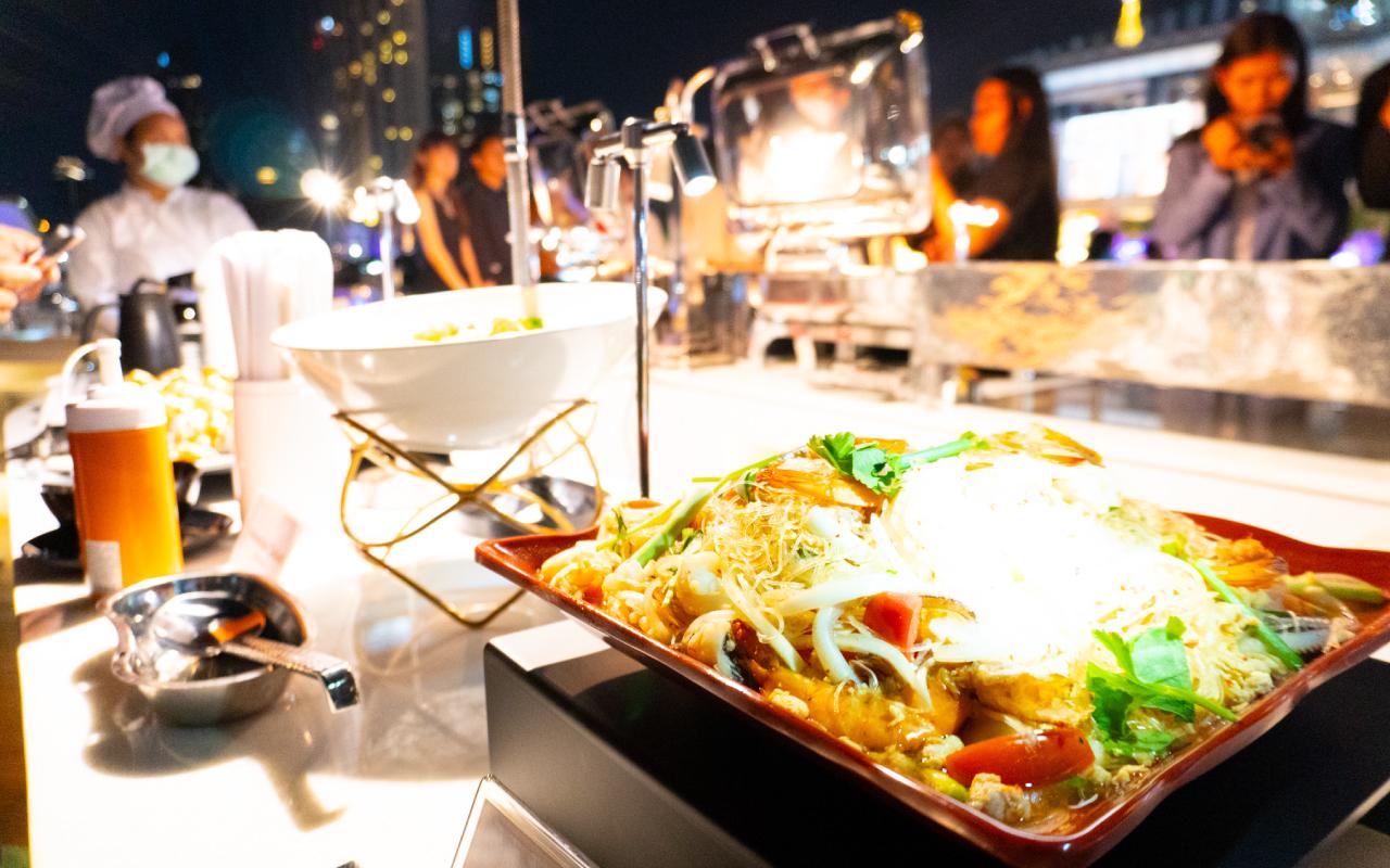 Bangkok Luxury Chao Phraya River Dinner Cruise