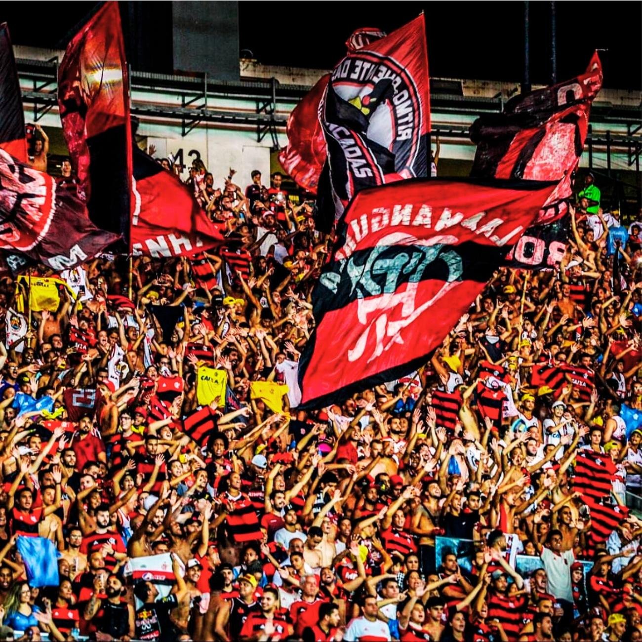 Rio de Janeiro: Live Maracanã Football Match Experience with Private Transfer