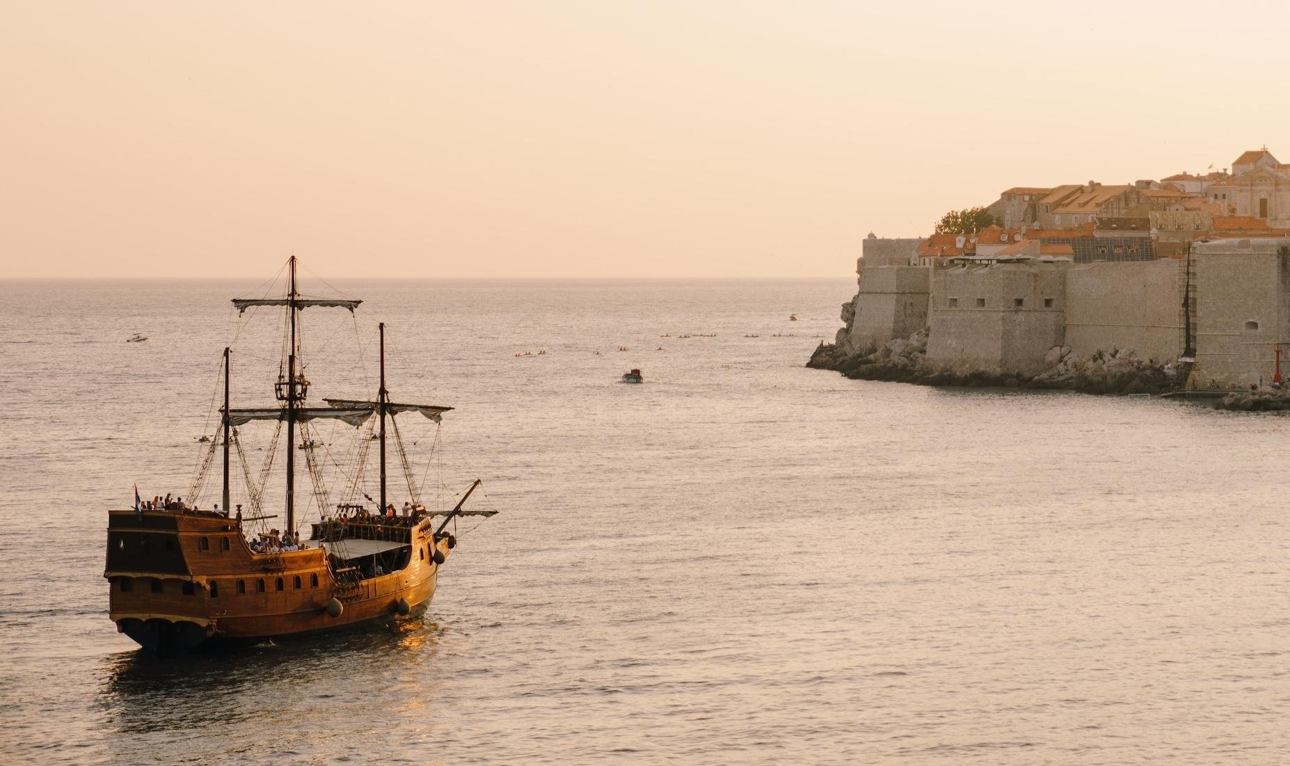 Galleon Tirena Sunset Voyage