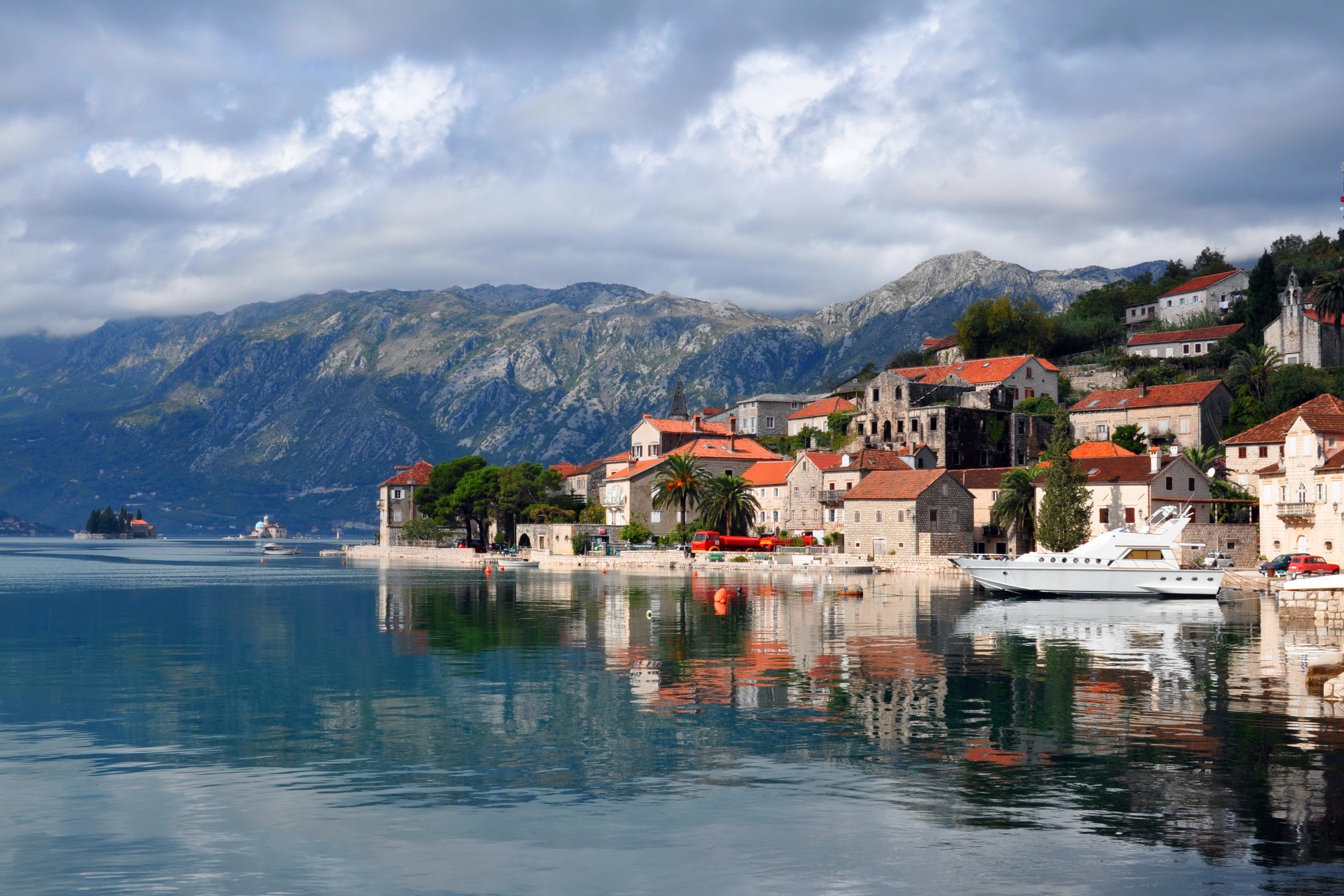 Montenegro Coast Day Trip from Dubrovnik