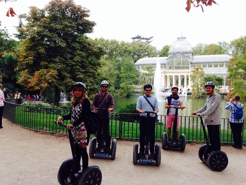 Madrid: Retiro Park 1.5-Hour Segway Tour