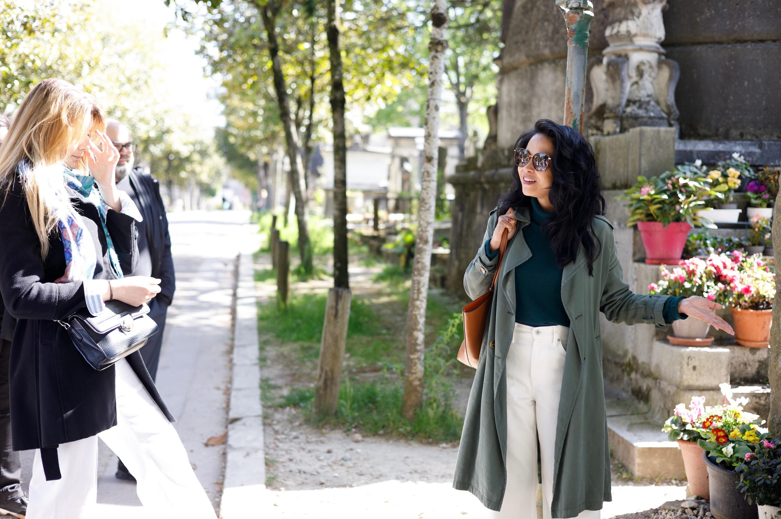 Paris: Père Lachaise Cemetery (Small Group Tour)