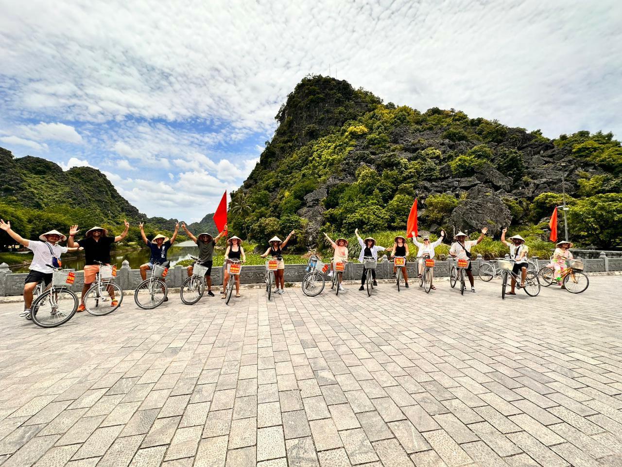 Ninh Binh Full-Day Trip: Hoa Lu, Tam Coc & Mua Cave from Hanoi