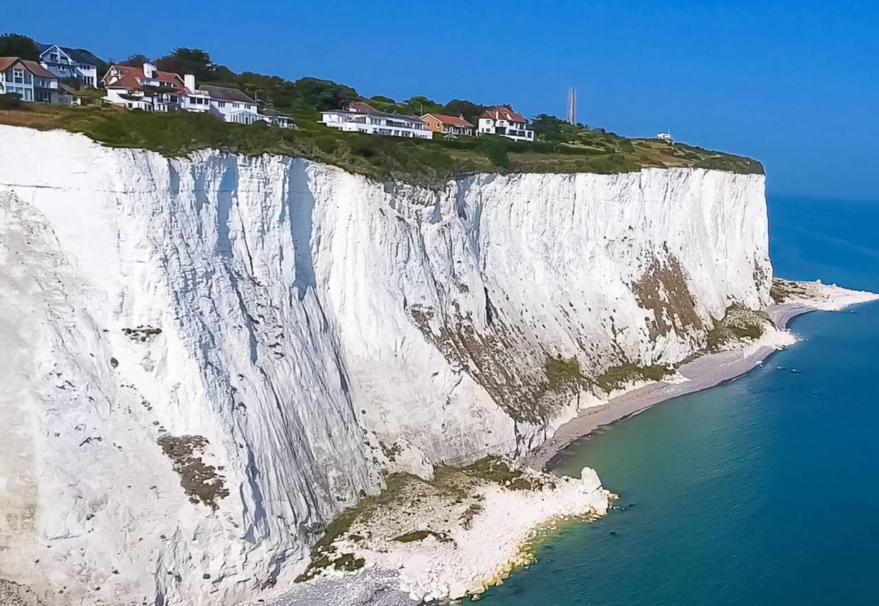 Canterbury, Dover Castle & White Cliffs Day Trip from London