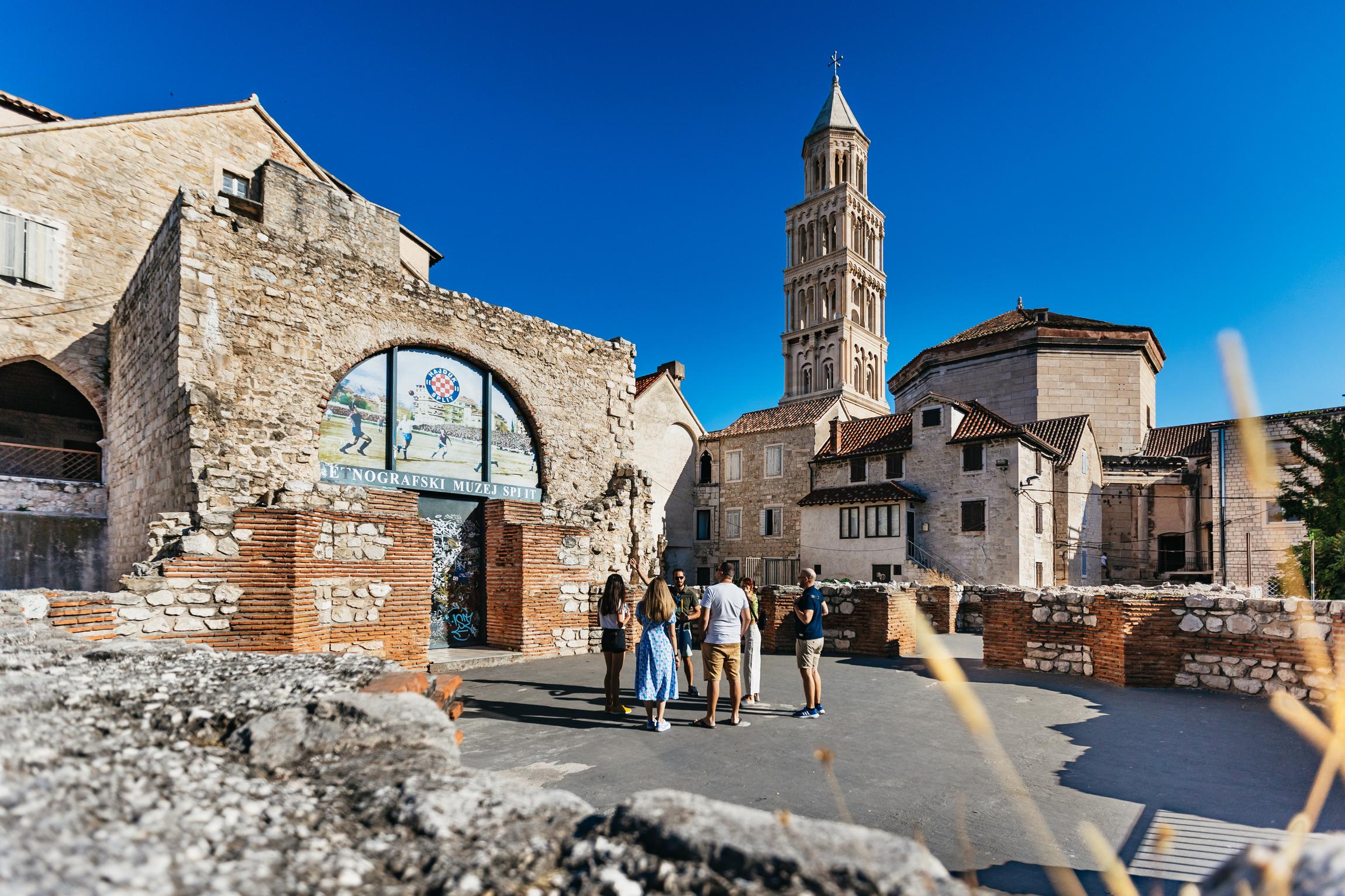 Split Old Town & Diocletian’s Palace Small Group Tour
