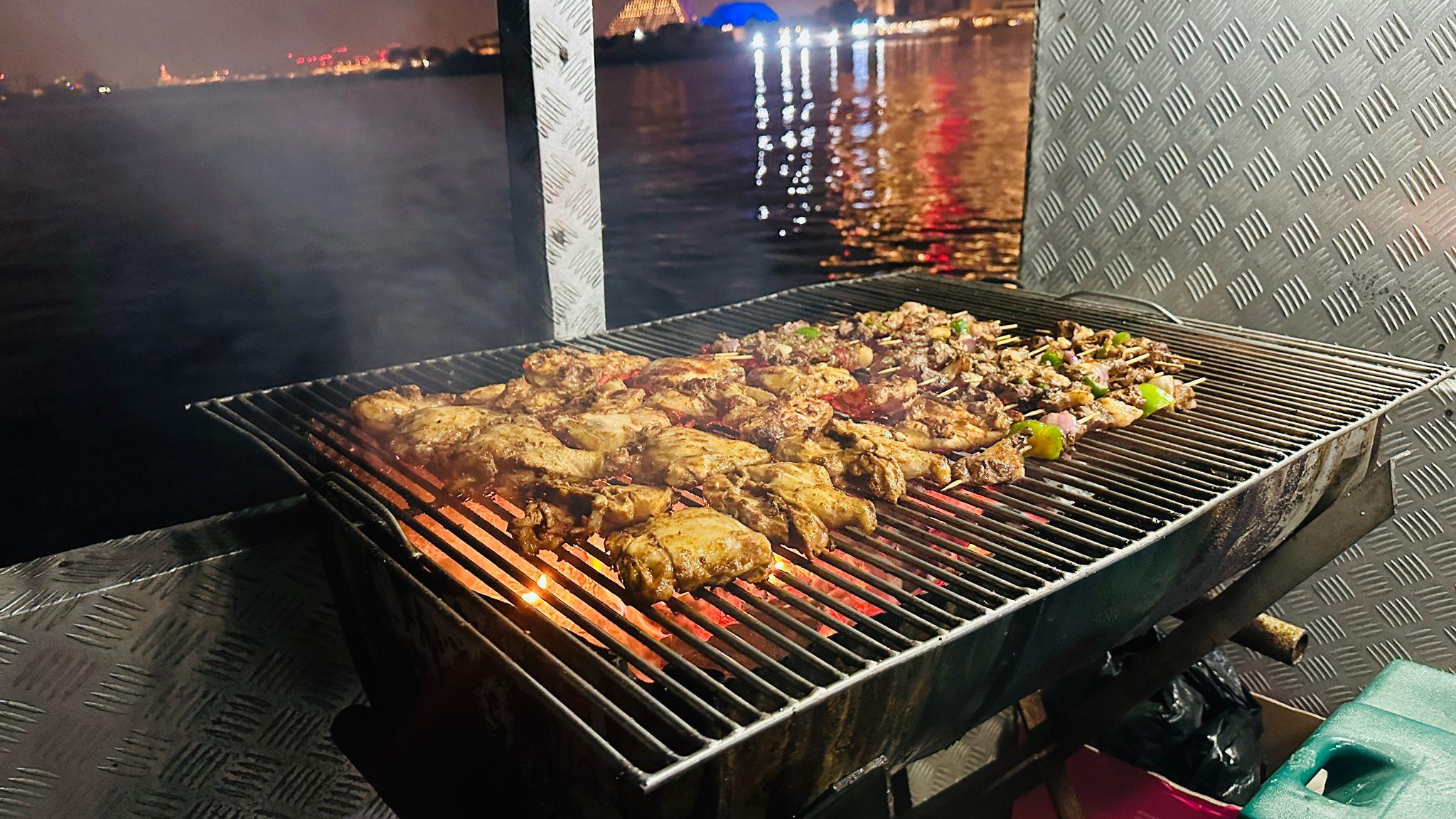 Doha Traditional Dhow Cruise with BBQ Buffet