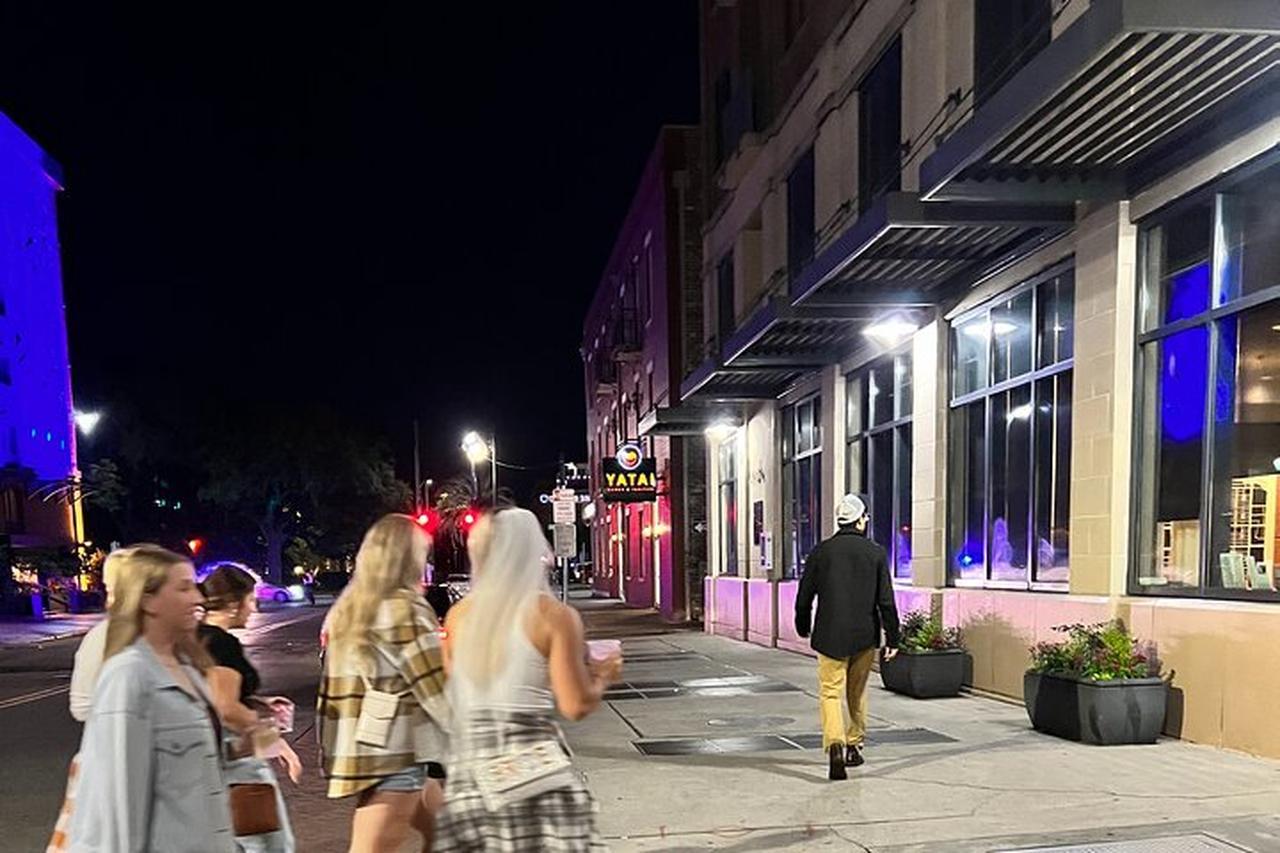 Savannah: Adults-Only Dead of Night Walking Tour