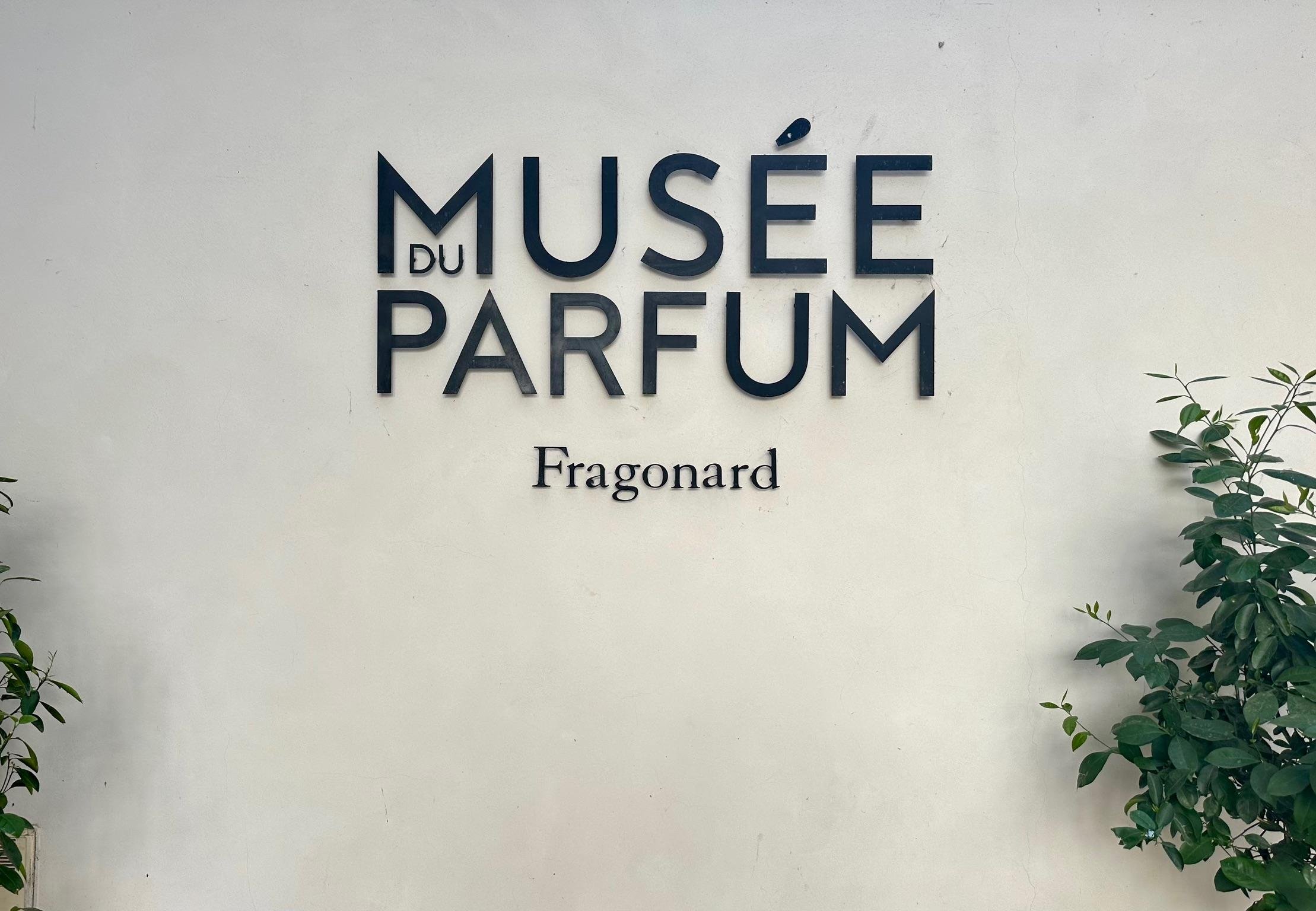 Parisian Elegance: Palais Garnier & Fragonard Perfume Museum