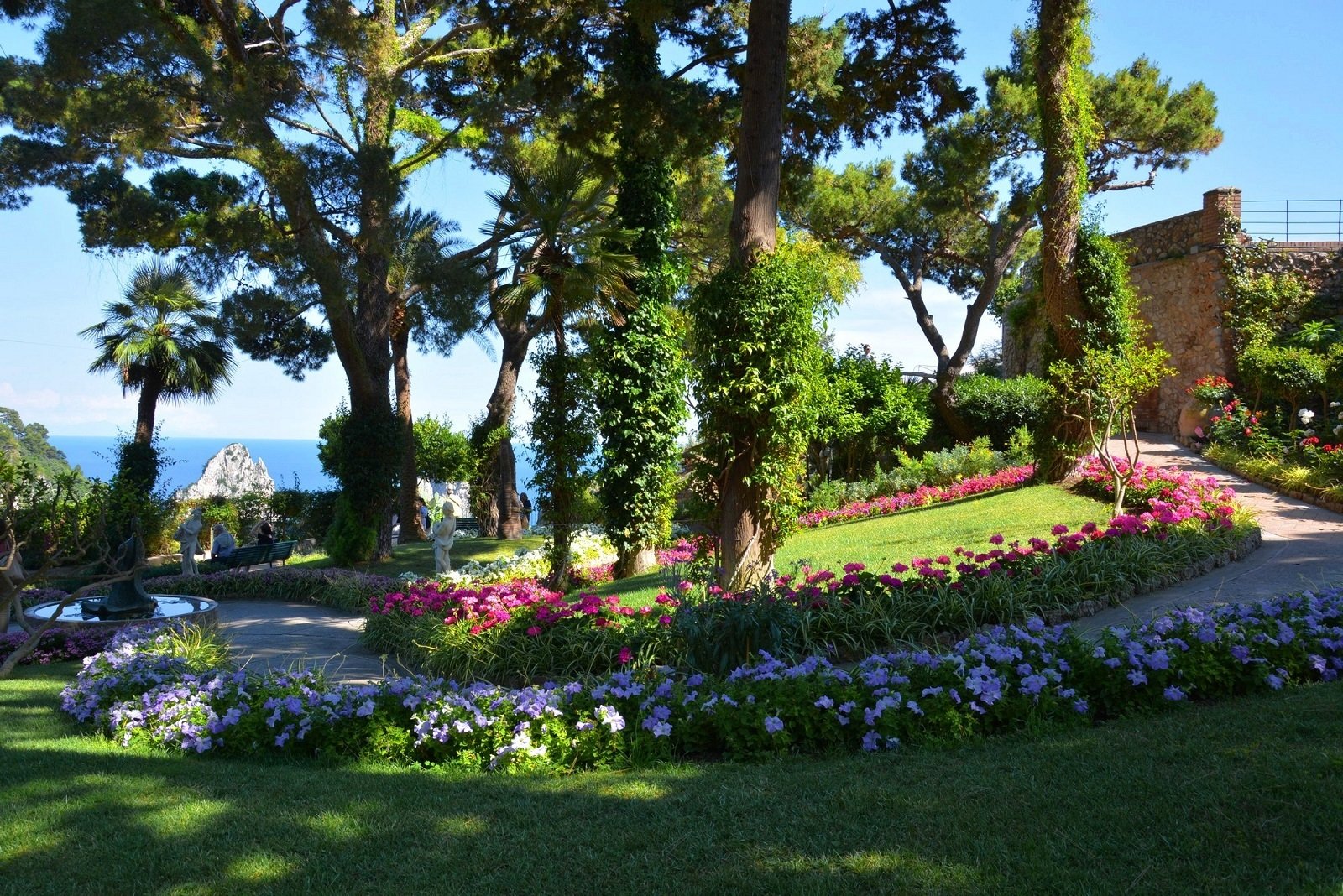 Capri & Blue Grotto Day Trip from Naples