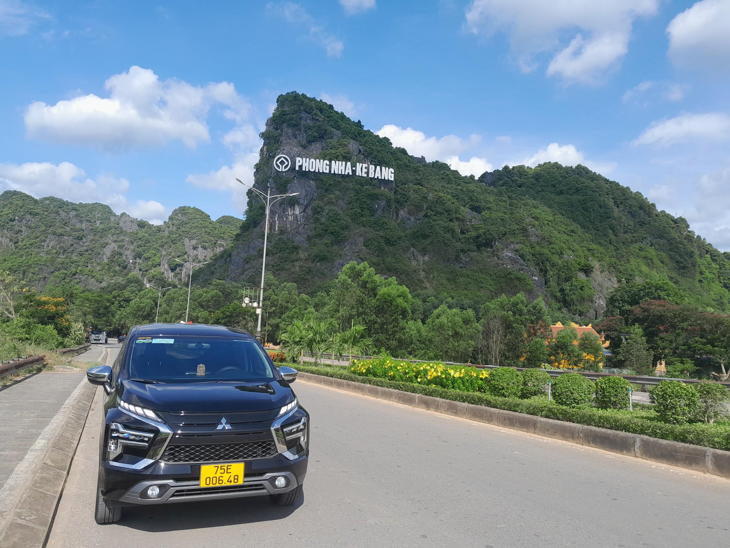 Private Transfer Da Nang to Phong Nha with Sightseeing