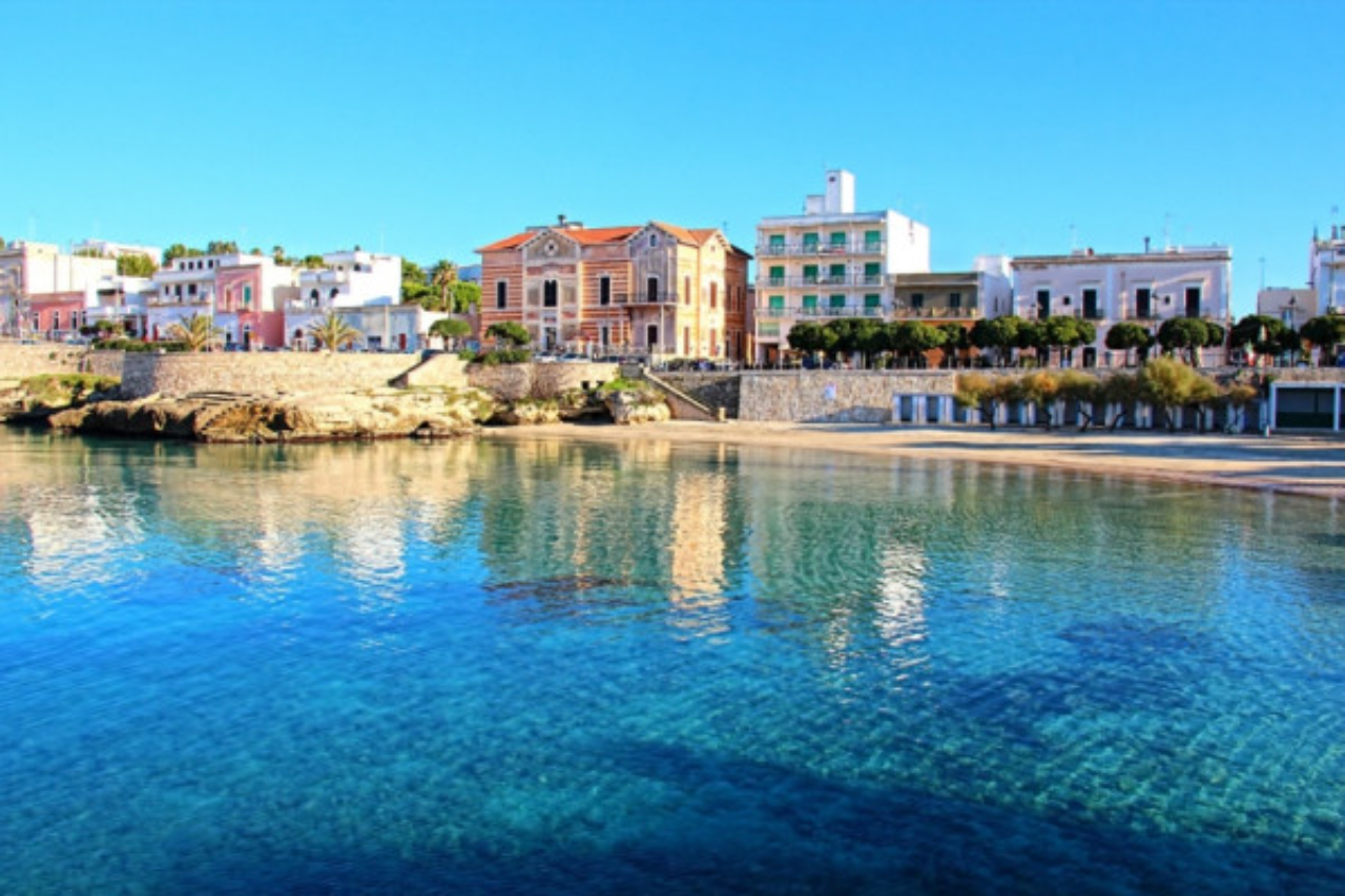 Ionian Coast Van Tour: Porto Cesareo to Gallipoli