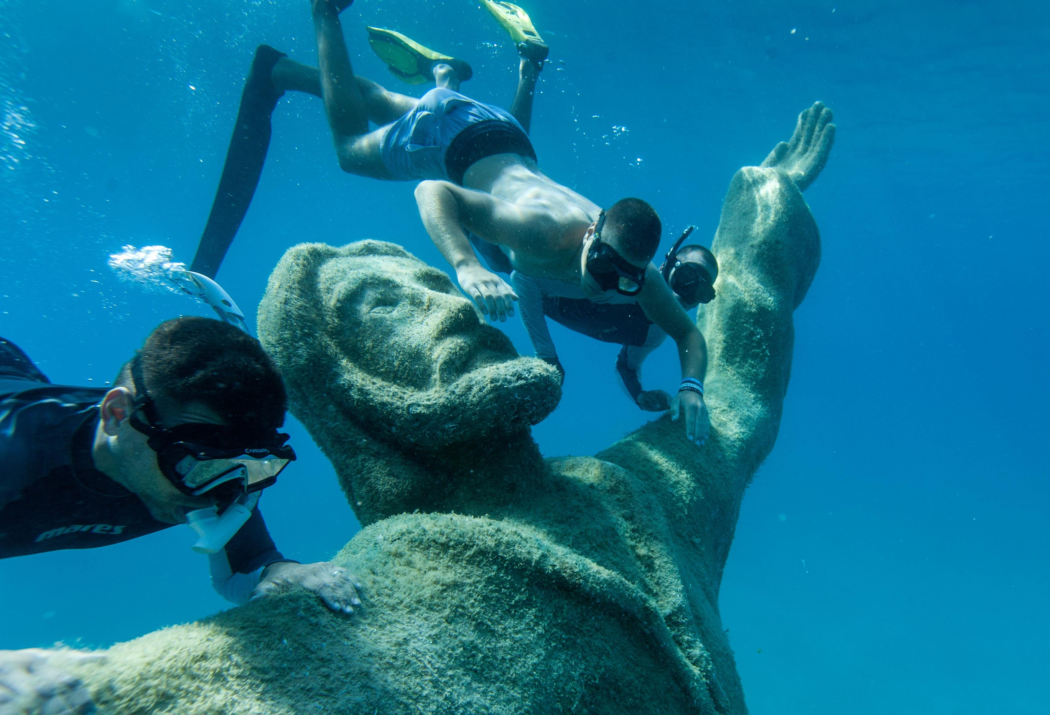 Blue Lagoon, Branac Bay & Underwater Museum Boat Tour