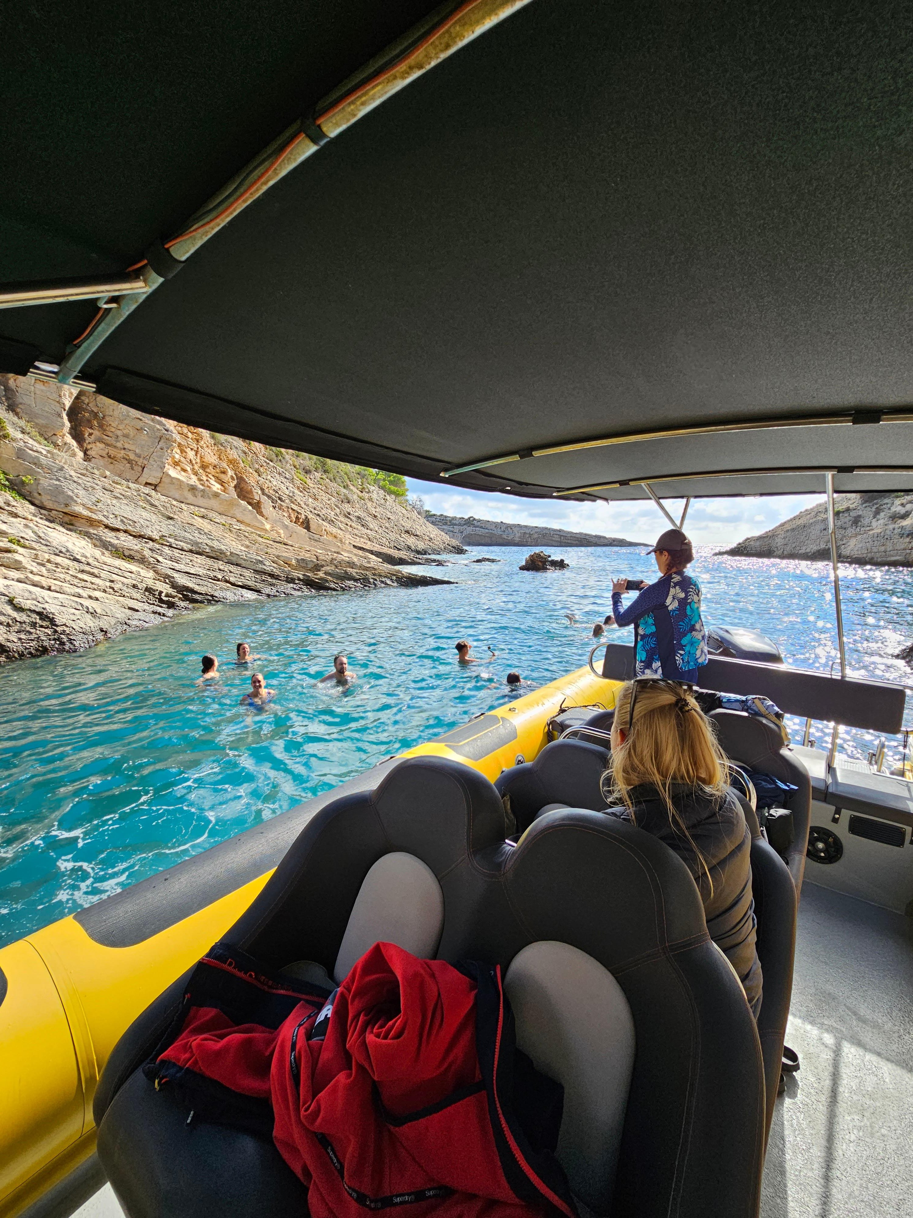 Split: 5-Island Speedboat Adventure with Blue Cave & Hvar