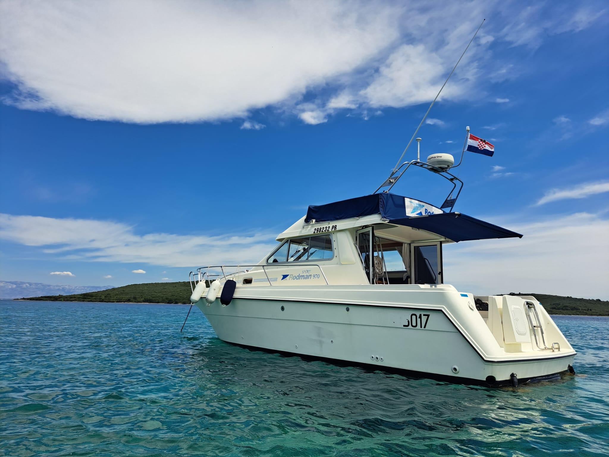 Zadar Private Boat Tour to the Croatian Islands