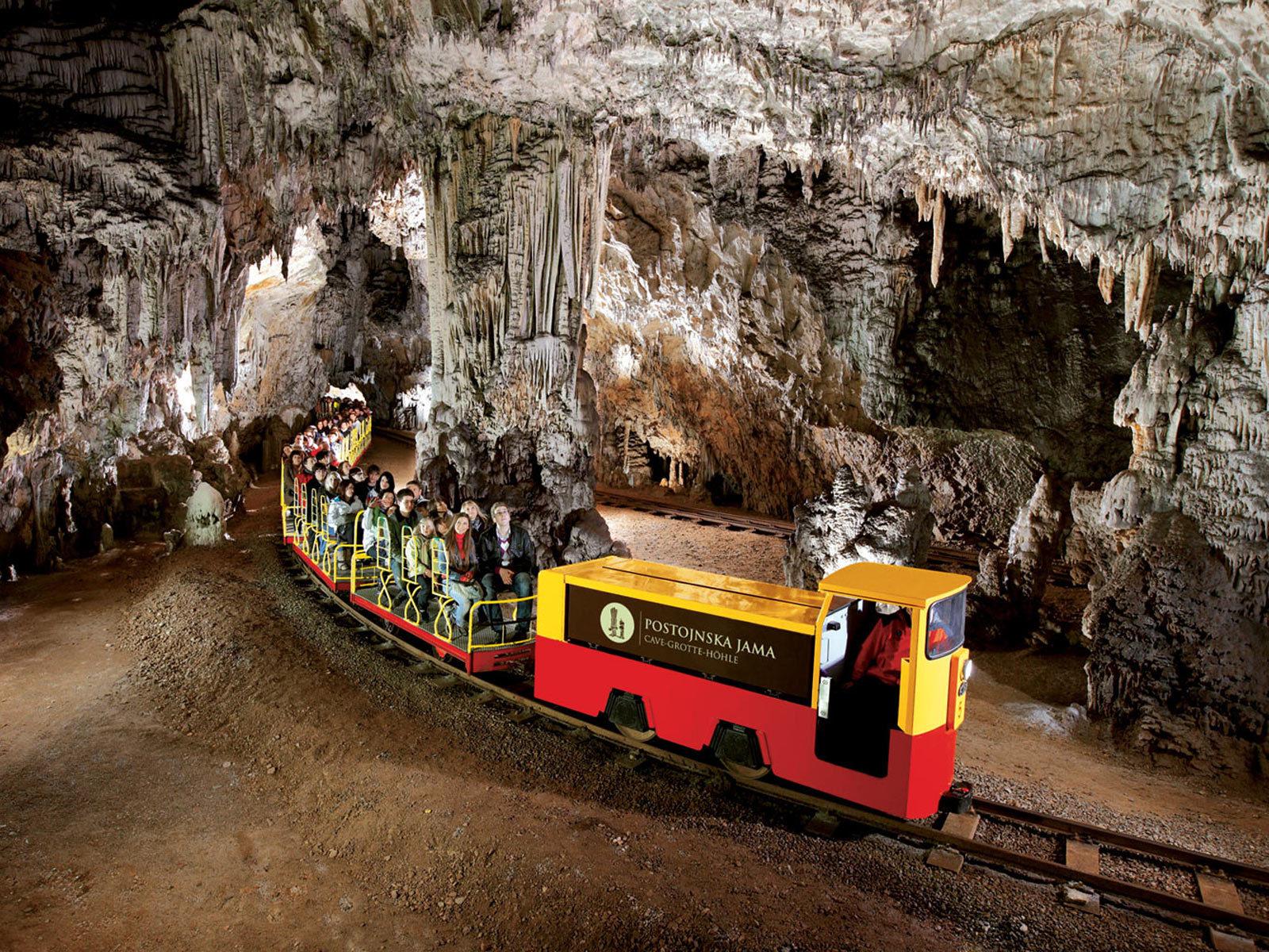 Postojna Cave & Predjama Castle Half-Day Tour from Ljubljana