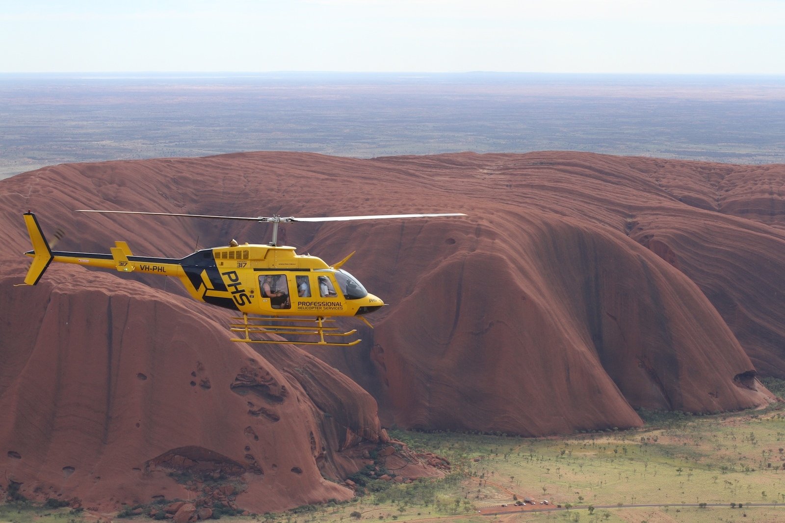 Uluru Helicopter Flight – 15-Minute Aerial Experience