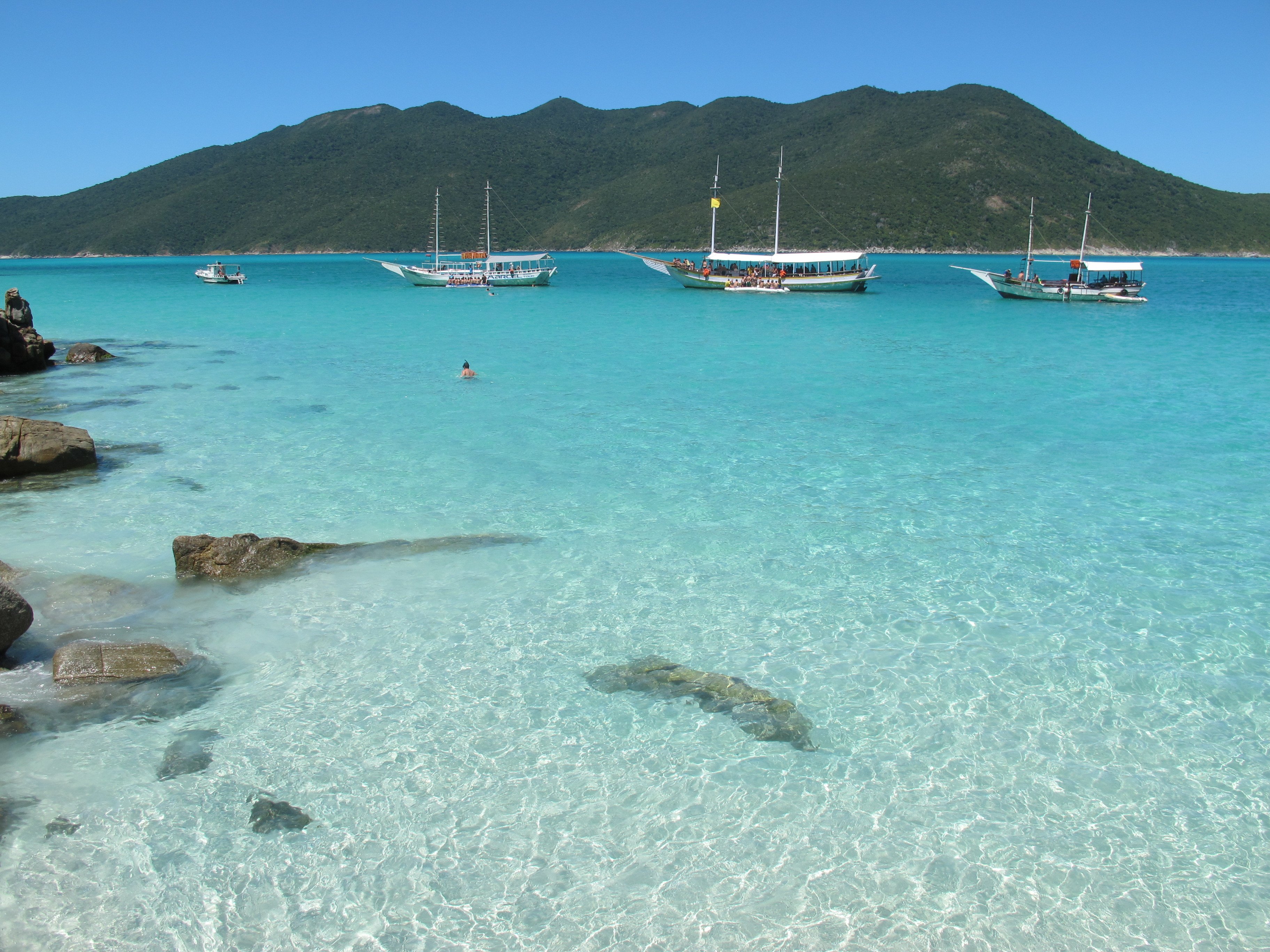 Arraial do Cabo Boat Excursion from Rio with Lunch