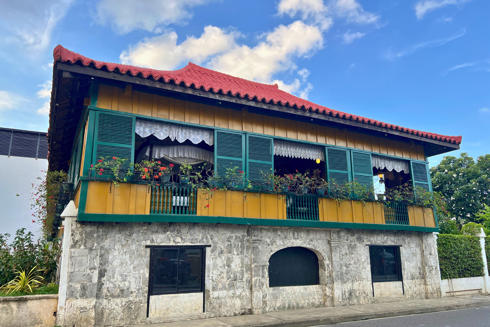 Cebu City History & Uphill Full-Day Tour