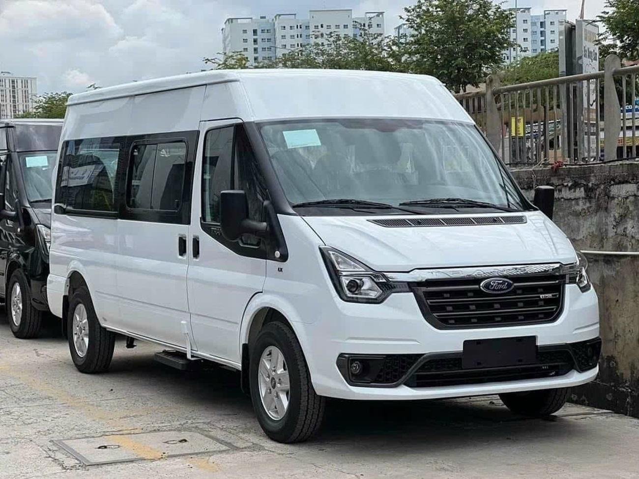 Hanoi Private Car Transfer to Sapa, Halong Bay or Ninh Binh