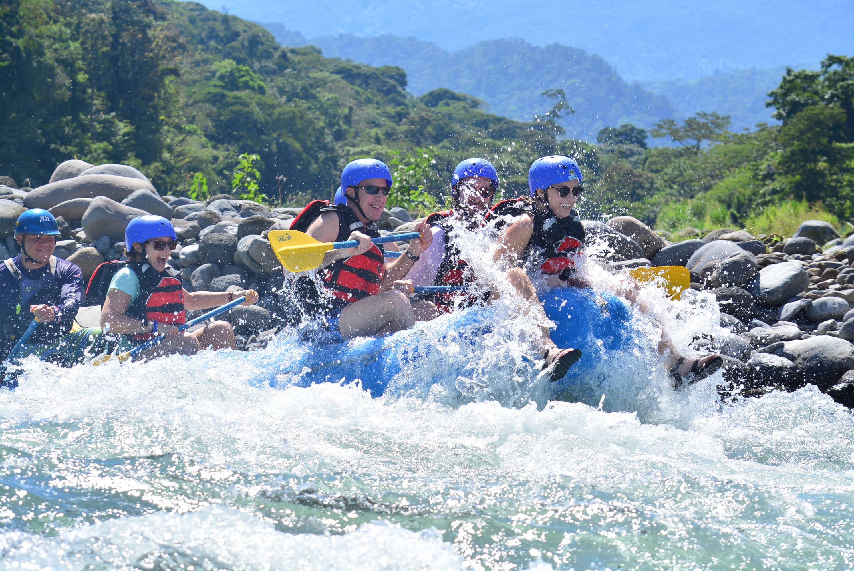Costa Rica white water rafting on the Balsa and Pacuare rivers — rafting photo 1