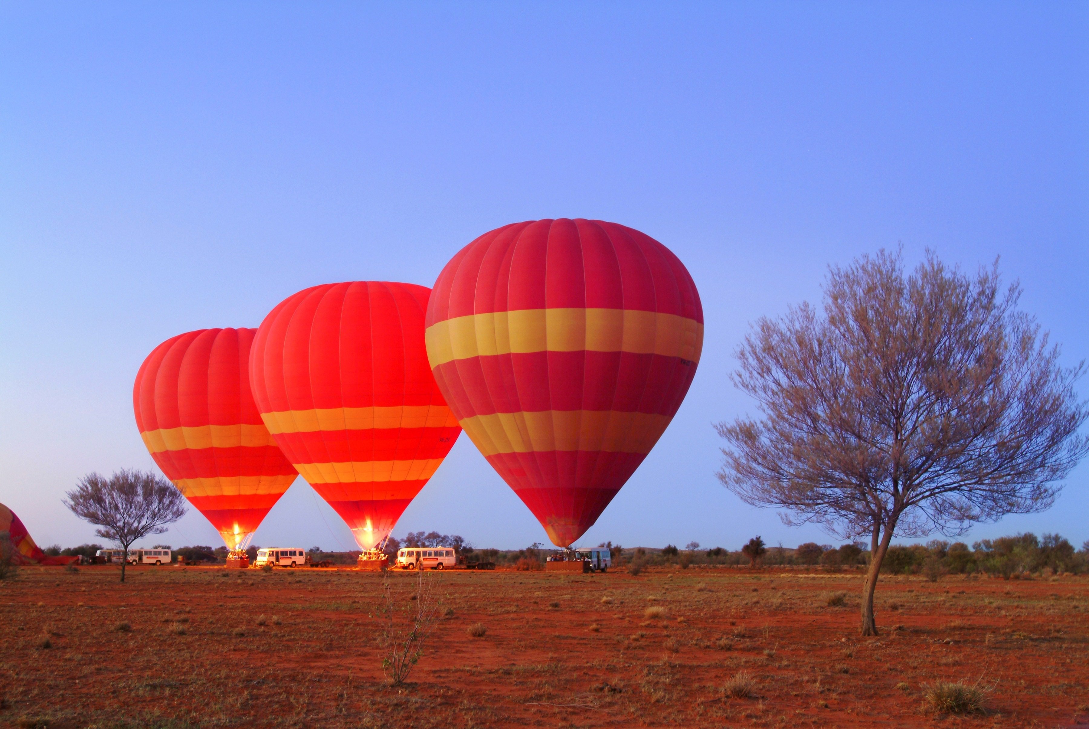 Early Morning Hot Air Balloon Flight over Alice Springs