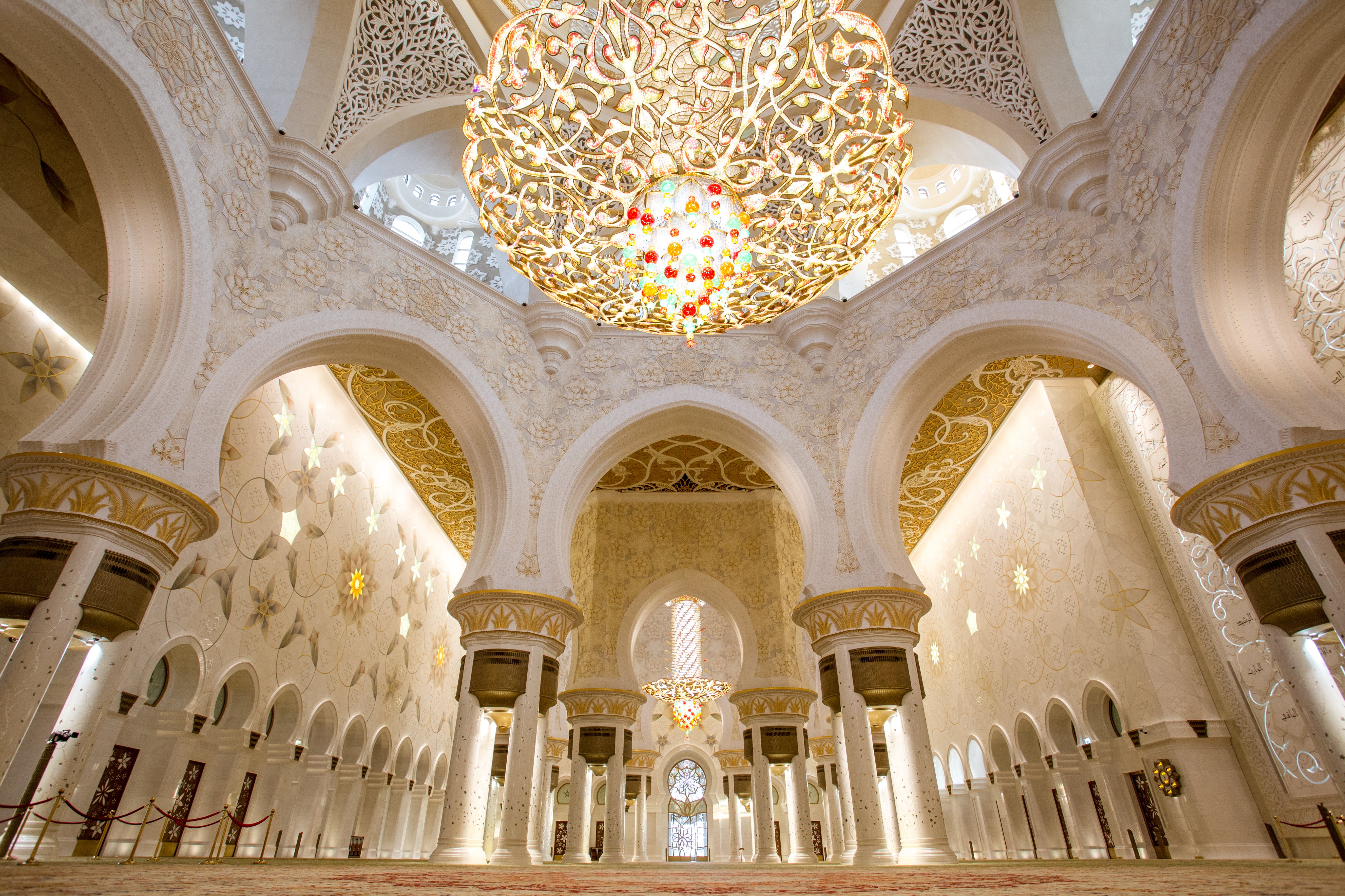 Abu Dhabi Day Trip from Dubai with Ferrari World Entry