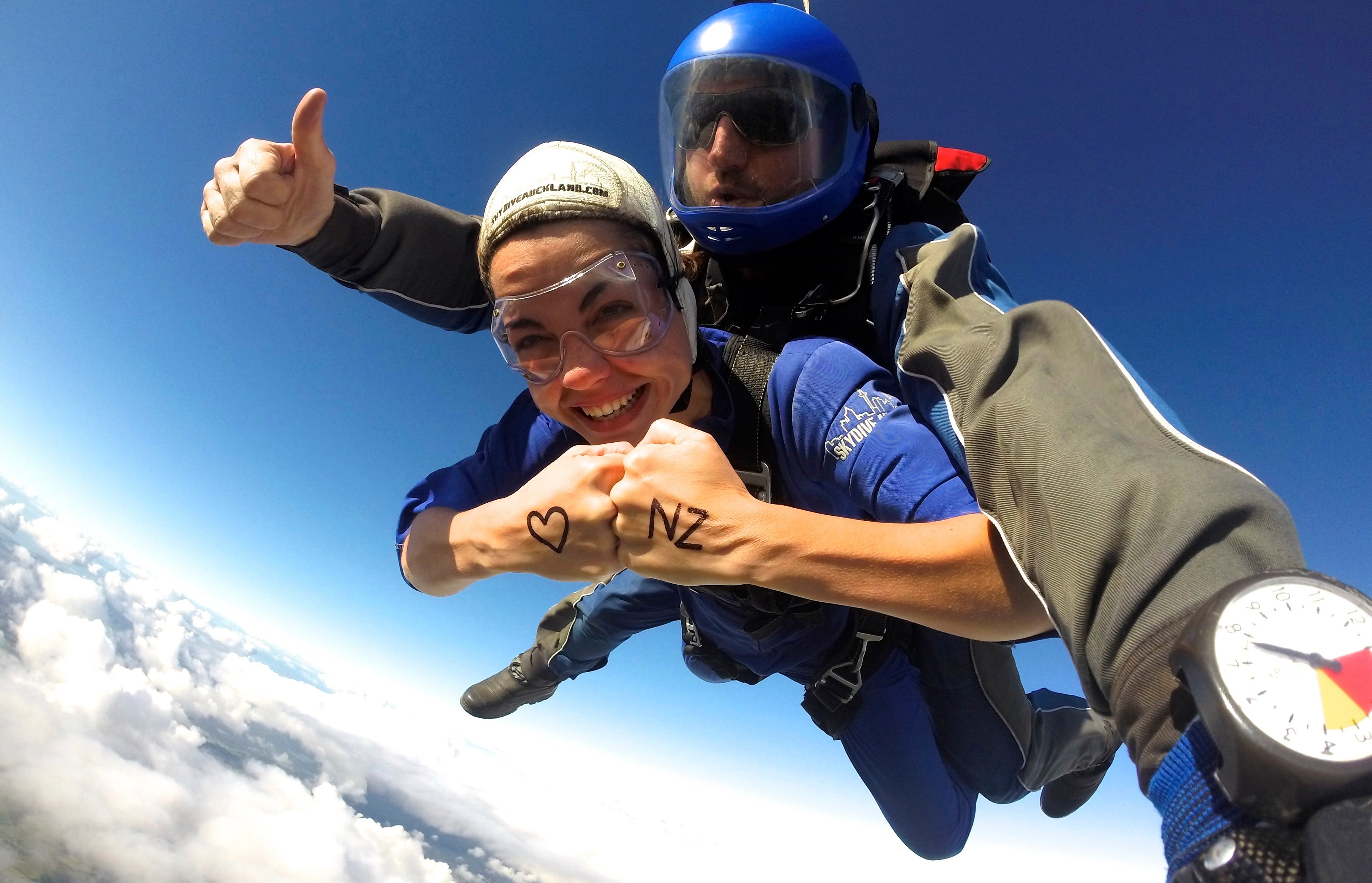 Tandem Skydive Experience from Up to 18,000 Feet