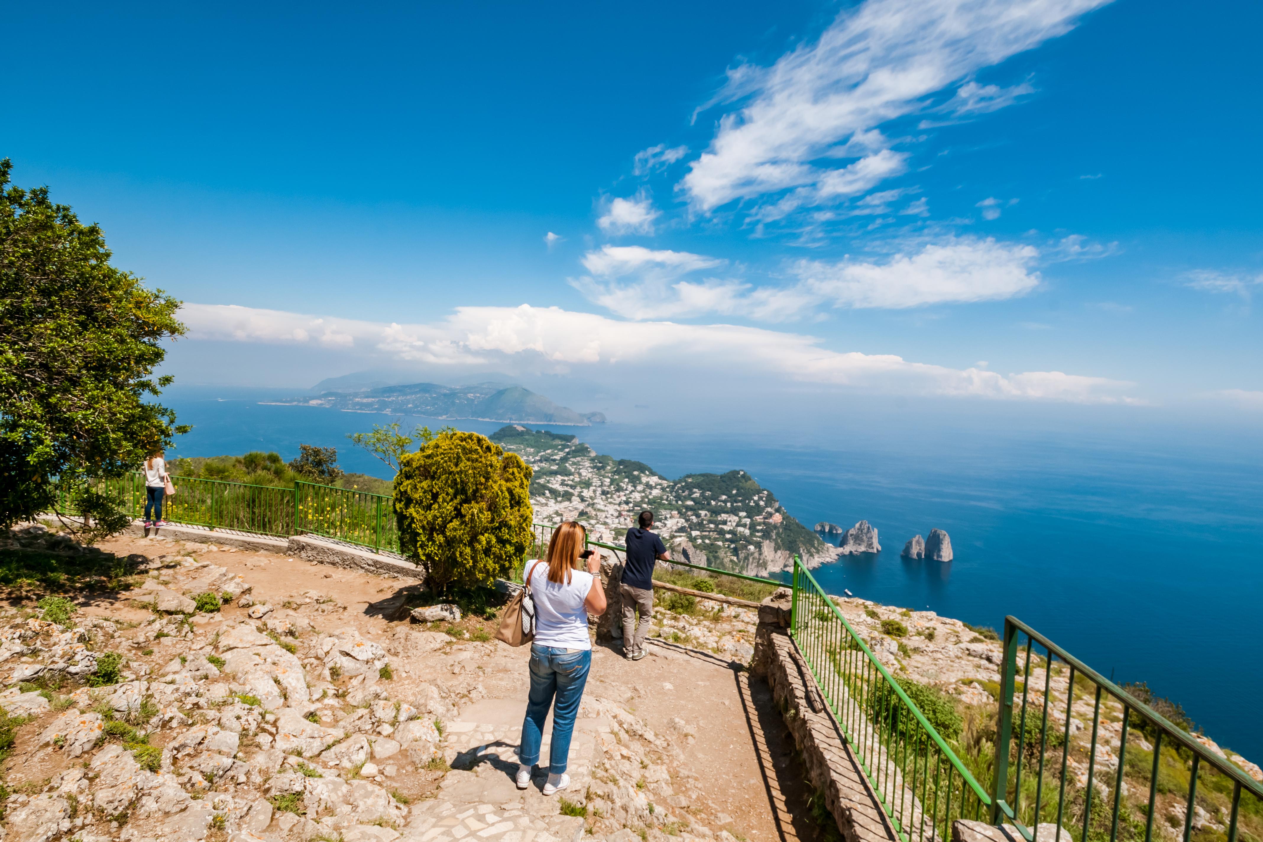 Rome to Capri Day Trip with Blue Grotto Visit