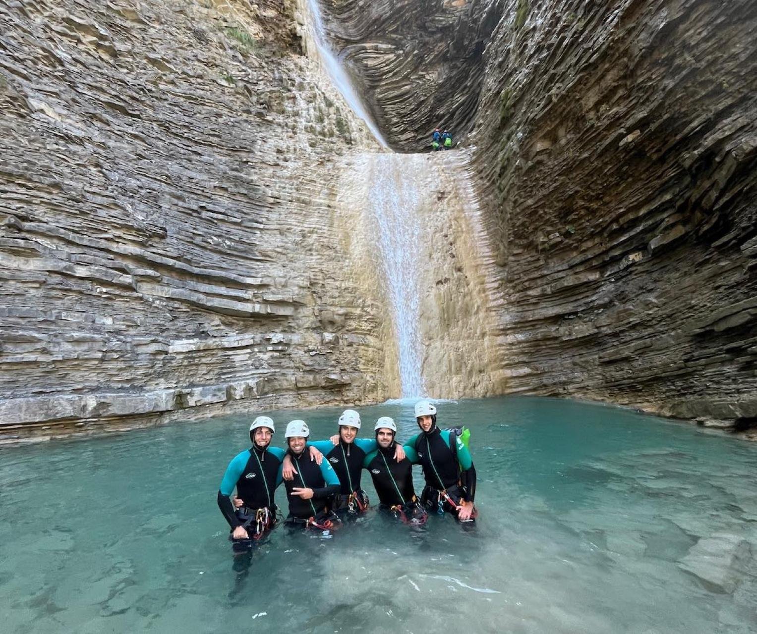 Os Lucas Gorge Beginner Canyoning with Waterfall Rappel