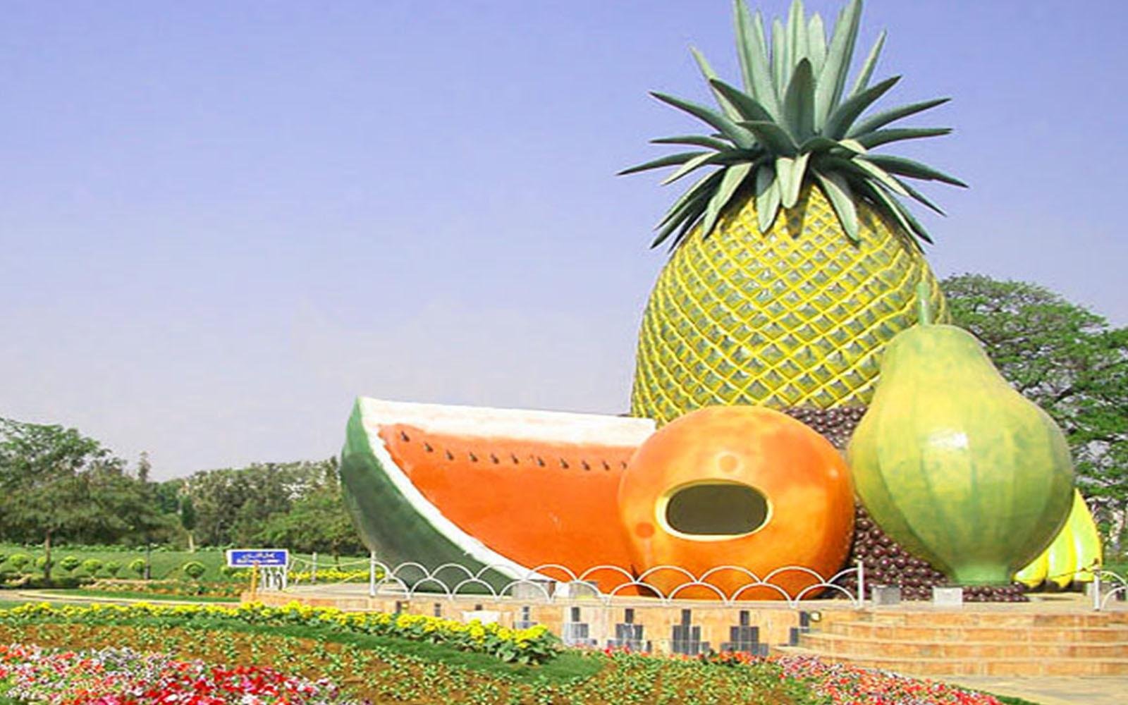 Hyderabad Evening City Tour with Lake Cruise, Laser Show & Dinner