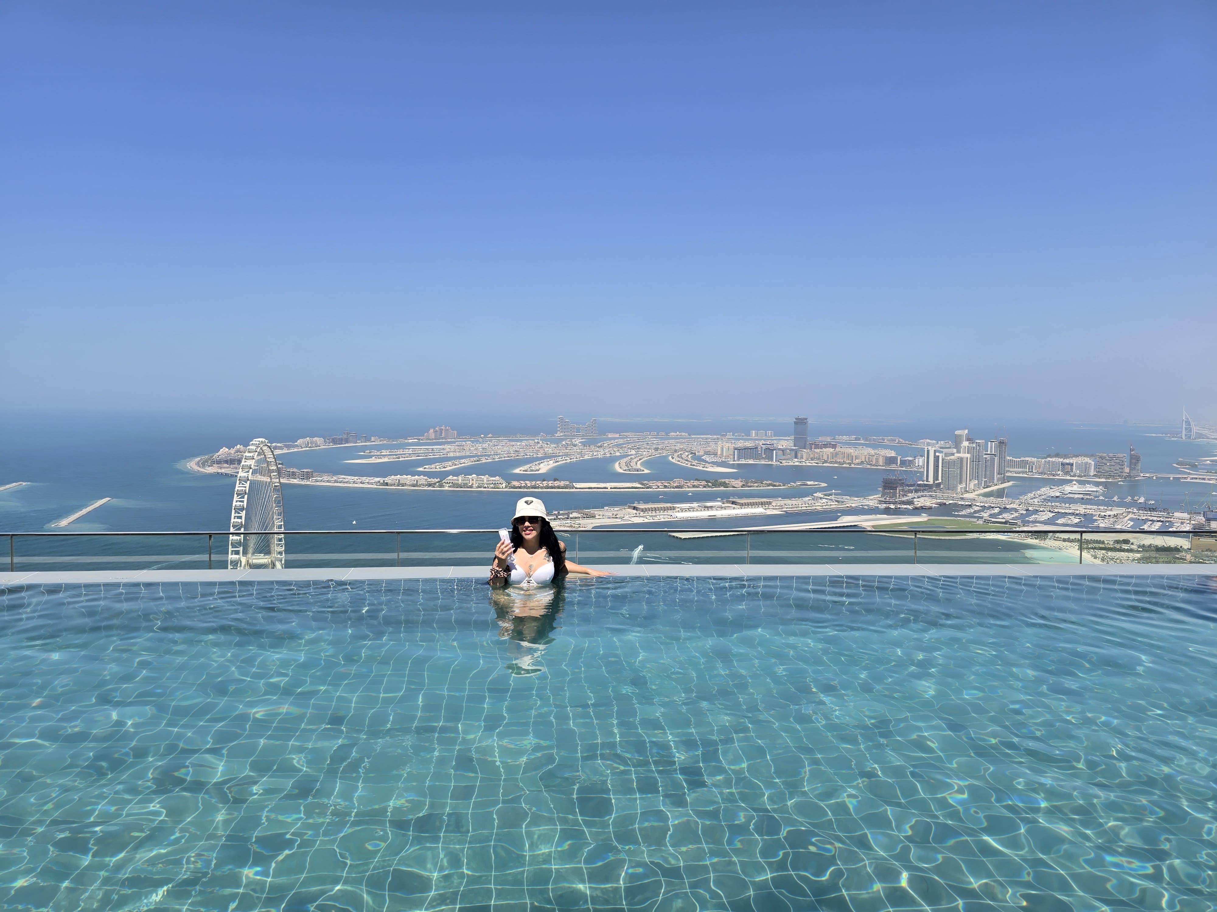 Dubai Sky Pool & Palm Observatory Day Experience