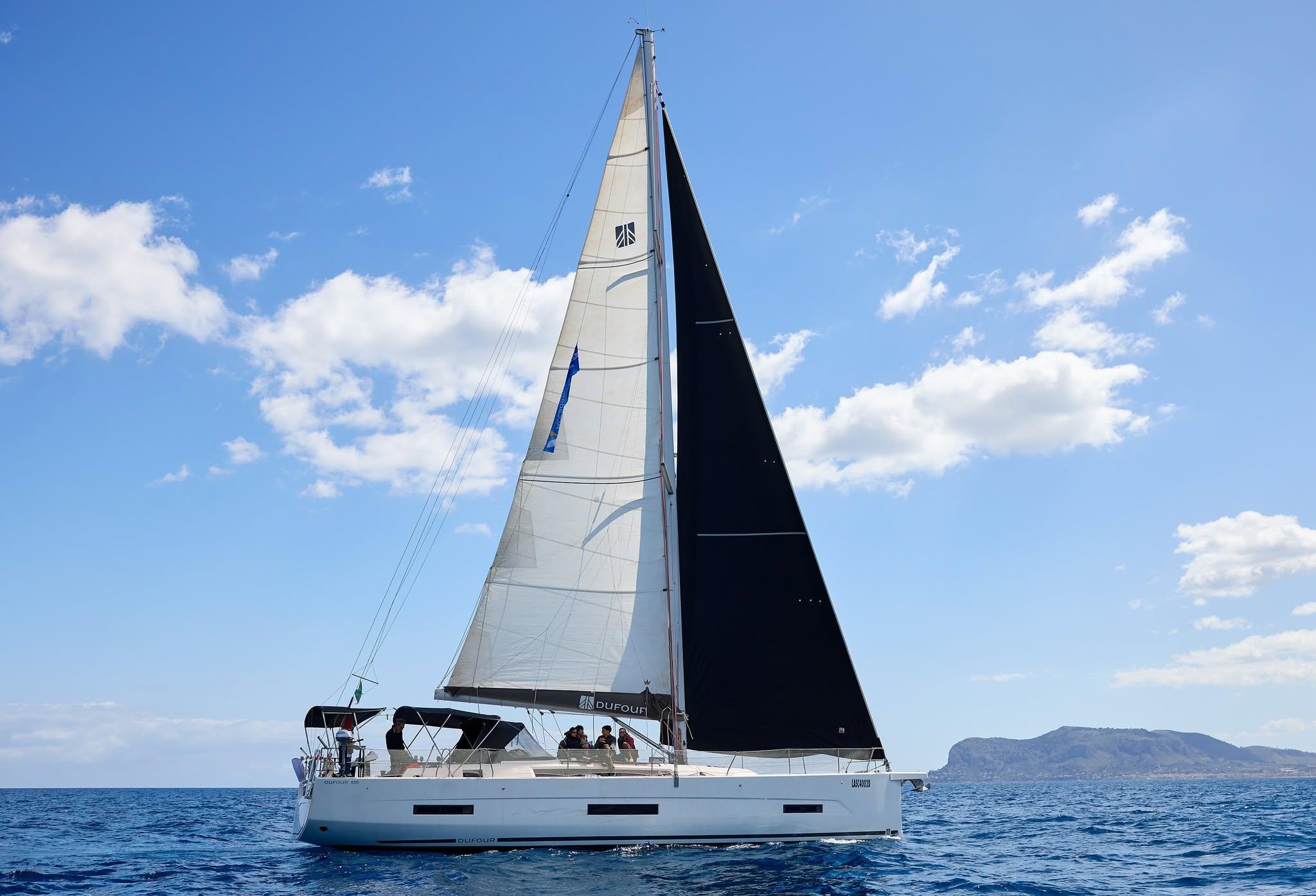 Palermo Sailing Cruise with Gourmet Lunch & Wine